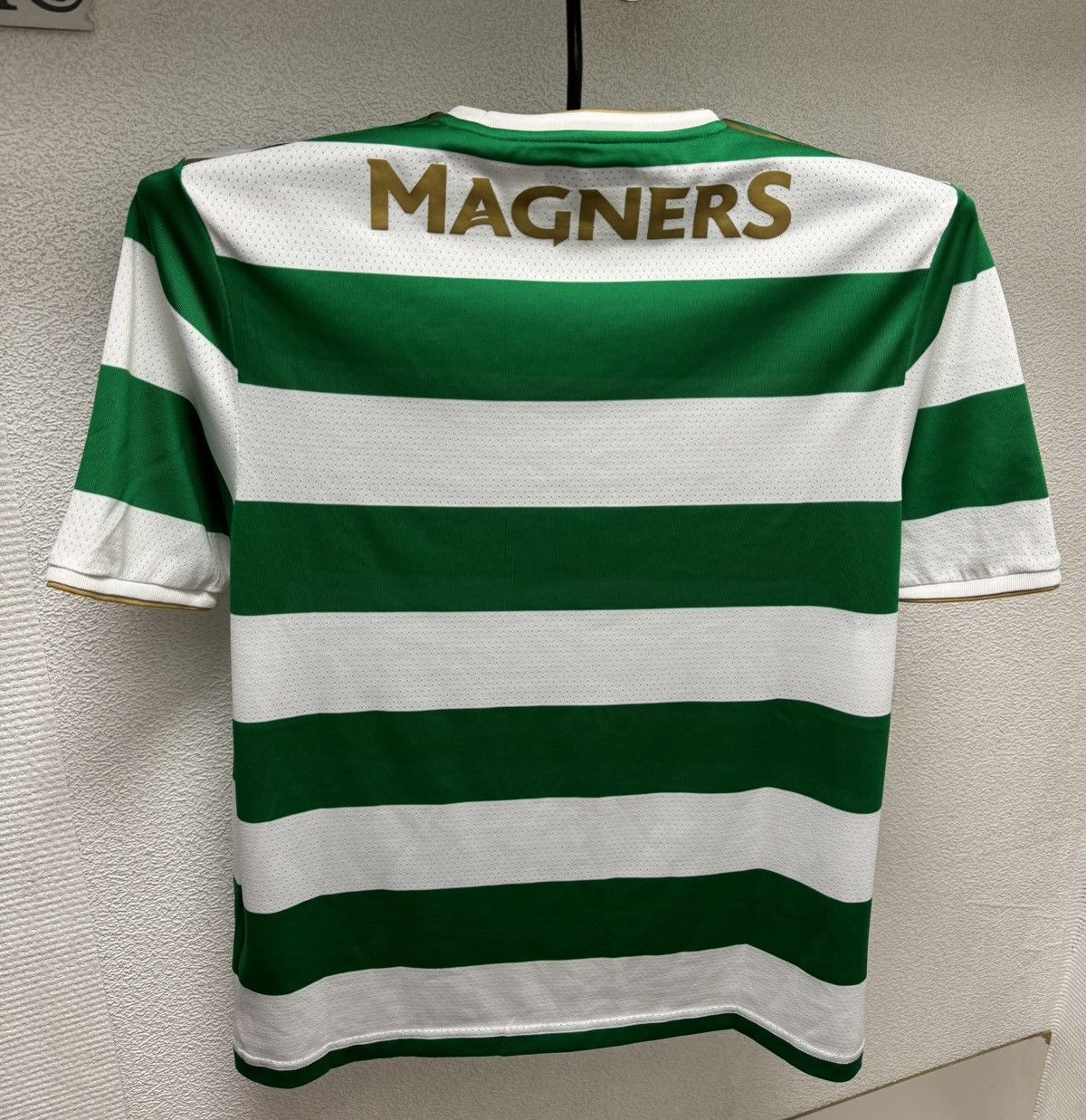 New Balance Celtic New Balance soccer jersey S sz Size US S / EU 44-46 / 1 - 8 Thumbnail