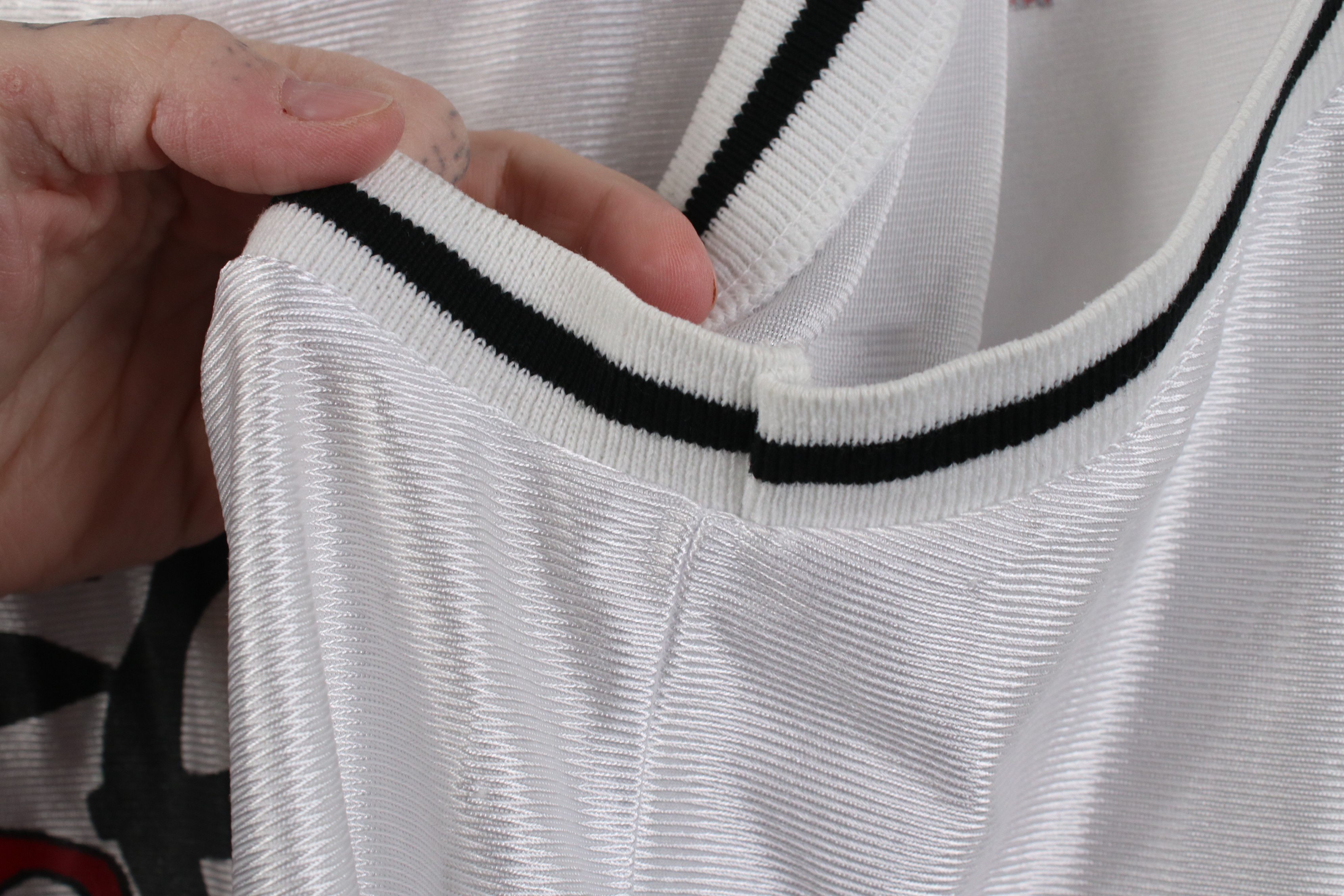 Vintage Vintage 90s Soul 666 Devil Satan Basketball Jersey White USA Size US L / EU 52-54 / 3 - 8 Thumbnail