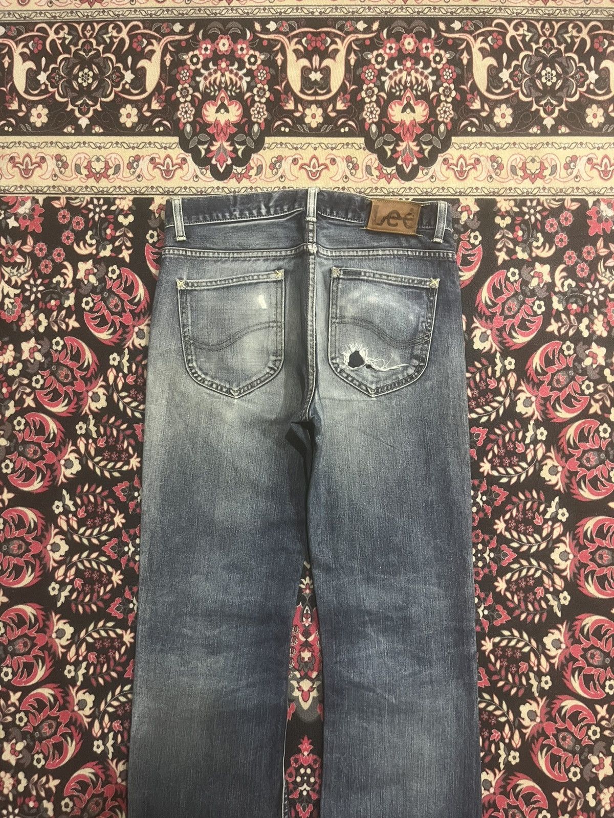 Lee Vintage Japan Lee Rider Blue Faded Wash Distress Flare Jeans Size US 32 / EU 48 - 6 Thumbnail