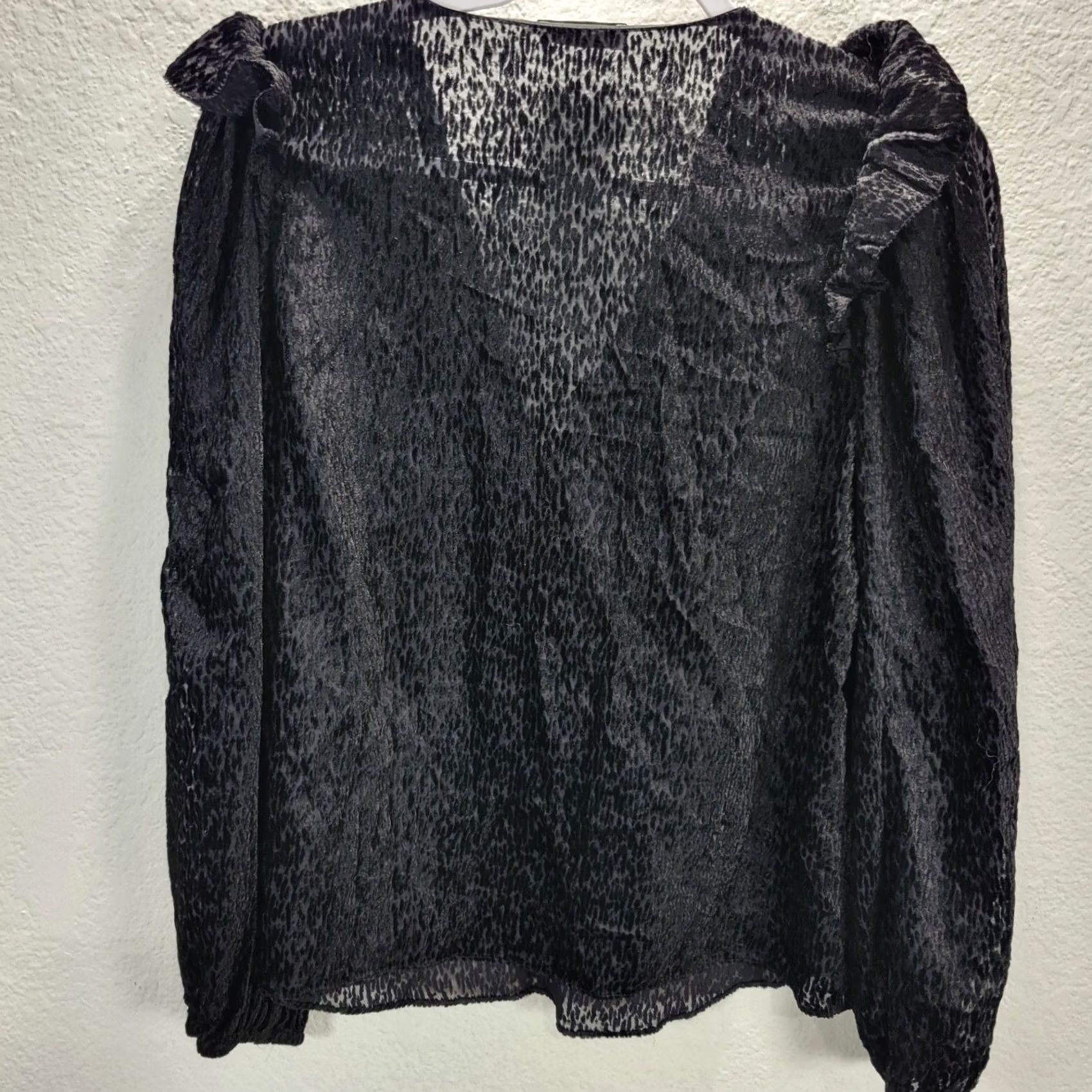 Tanya Taylor Tanya Taylor Womens Blouse Size S Black Sheer Ruffled Shoulder NWOT Size S / US 4 / IT 40 - 3 Thumbnail