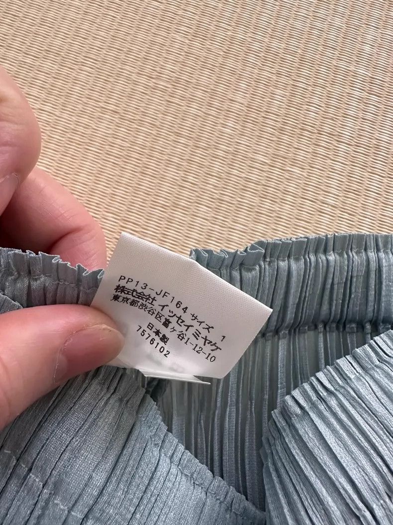 Issey Miyake Issey Miyake size:1 Light green pleated trousers Size 22" - 7 Thumbnail