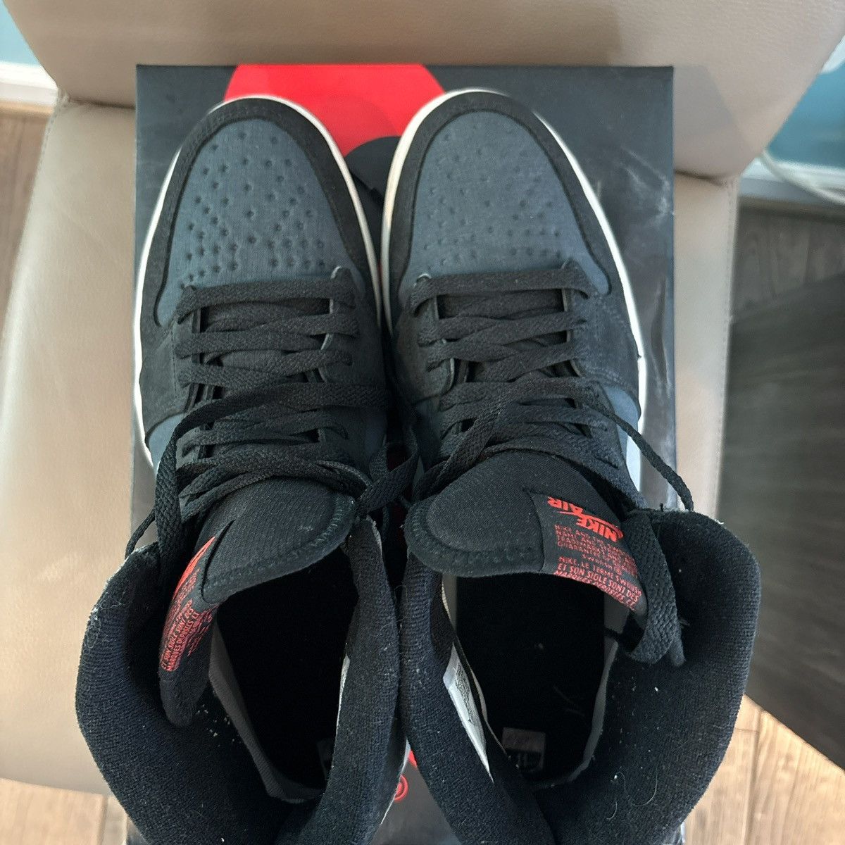 Nike Jordan 1 goretex Size US 11 / EU 44 - 6 Thumbnail