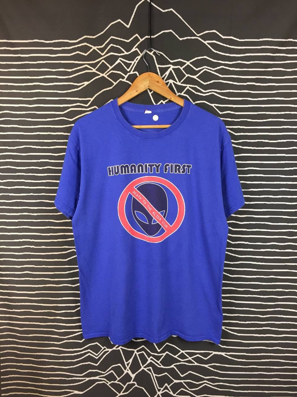 Vintage Mass Effect Video Game Humanity First Alien Scum Tee Size US L / EU 52-54 / 3 - 2 Thumbnail