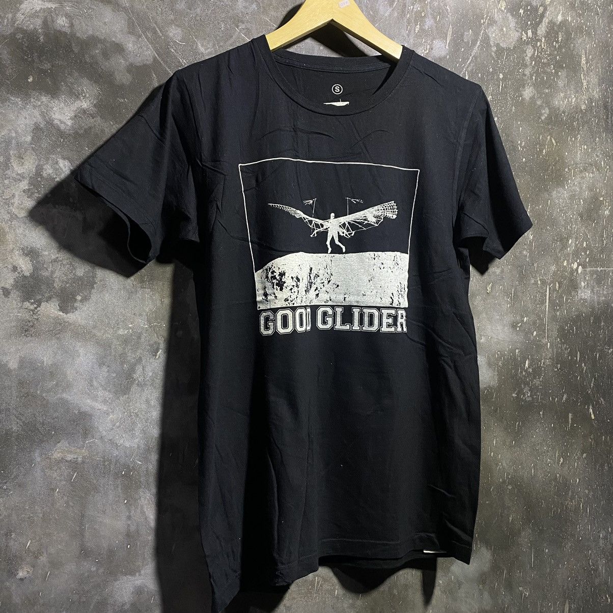 Band Tees × Japanese Brand BUMP OF CHICKEN GOOD GLIDER TOUR 2011-2012 Size US M / EU 48-50 / 2 - 3 Thumbnail