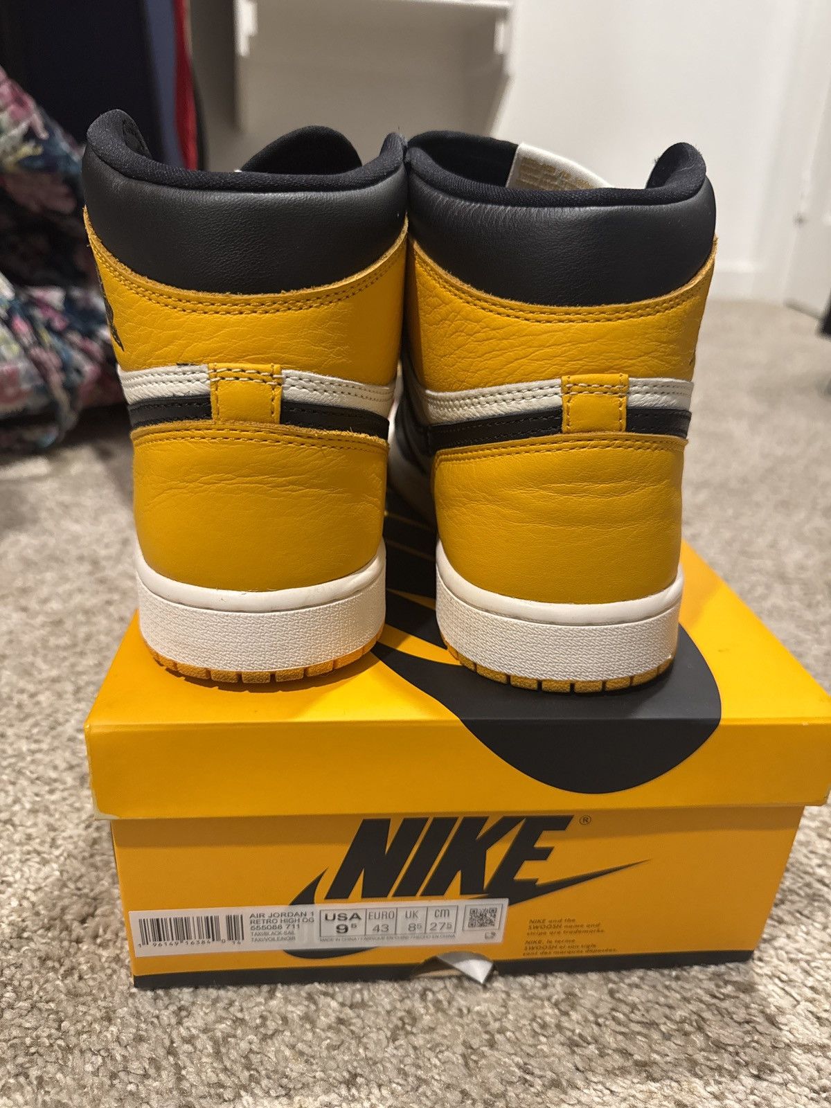Nike Nike jordan 1 taxi size 9.5 Size US 9.5 / EU 42-43 - 5 Thumbnail