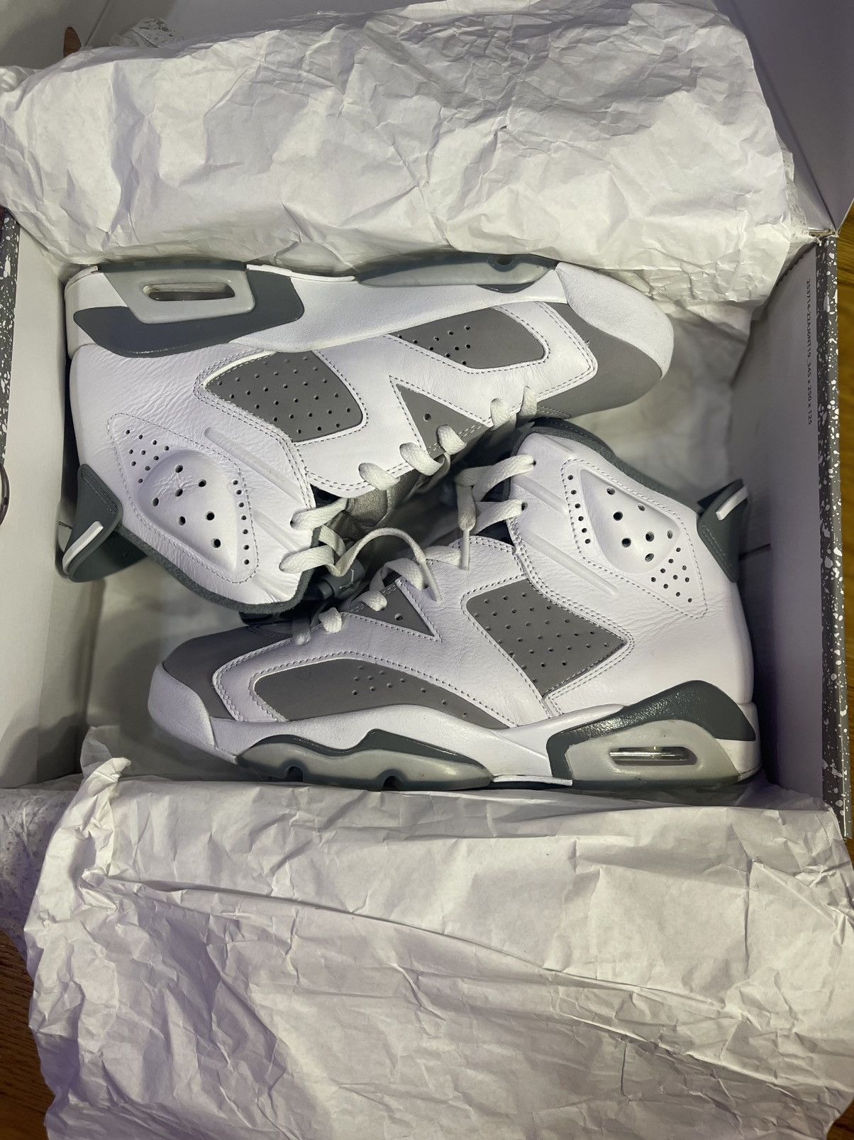 Jordan Brand Authentic Nike Air Jordan 6 Retro “Cool Grey” in size 9 Size US 9 / EU 42 - 5 Thumbnail