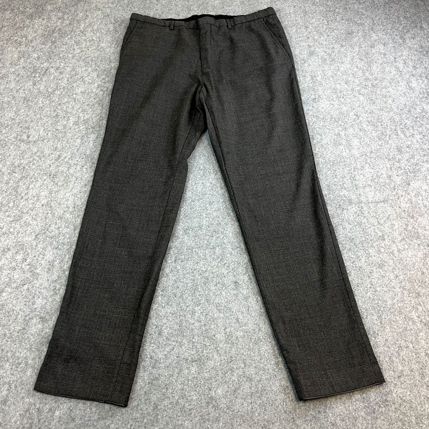 Hugo Boss Hugo Boss Mens Dress Pants Chino Trousers Slim Tapered Fit 34 Grey Wool Toughened Canvas Trousers 34 Mens Dress Pants Slim Tapered Grey Wool Size US 34 / EU 50 - 2 Thumbnail