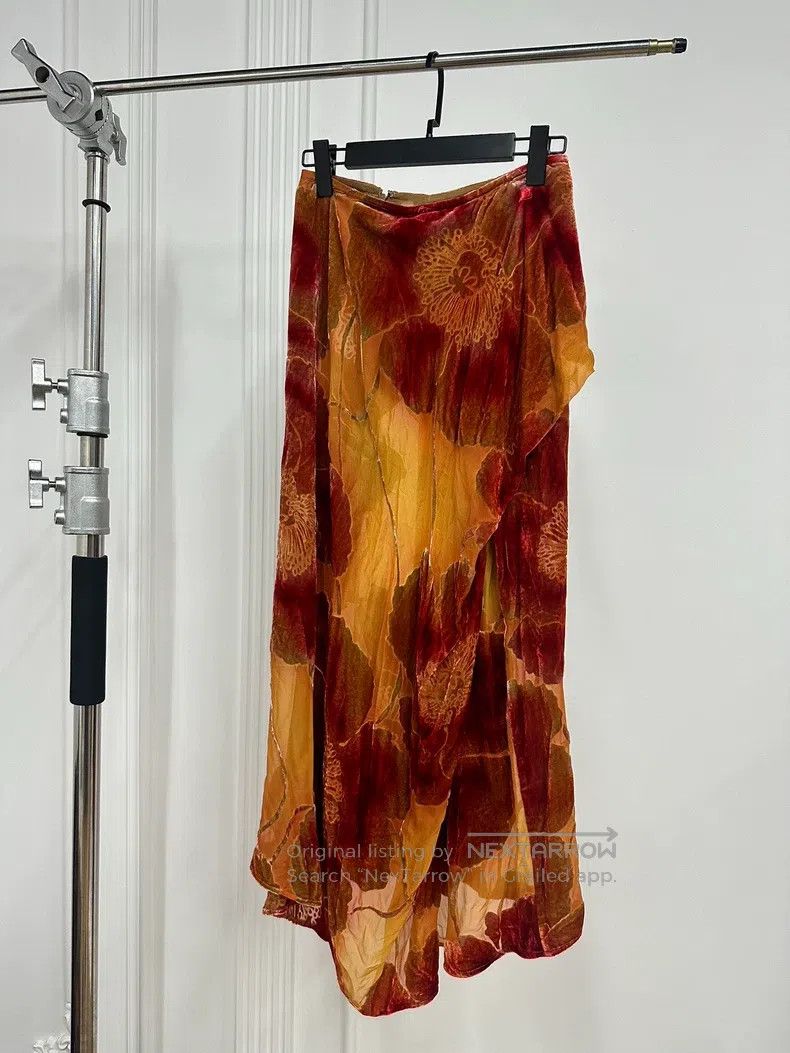Yohji Yamamoto YOHJI YAMAMOTO size M Real Silk Velvet Floral Skirt Size 22" - 5 Thumbnail