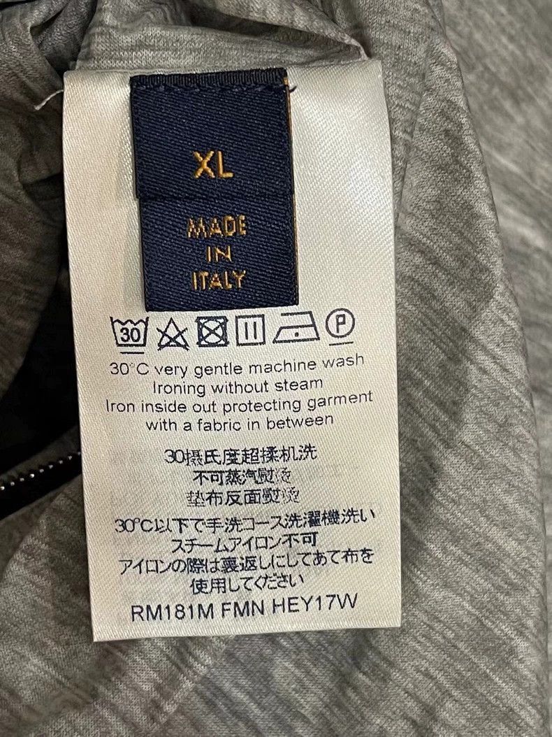 Louis Vuitton Louis Vuitton Gray Light Jacket-2505 Size US L / EU 52-54 / 3 - 8 Thumbnail