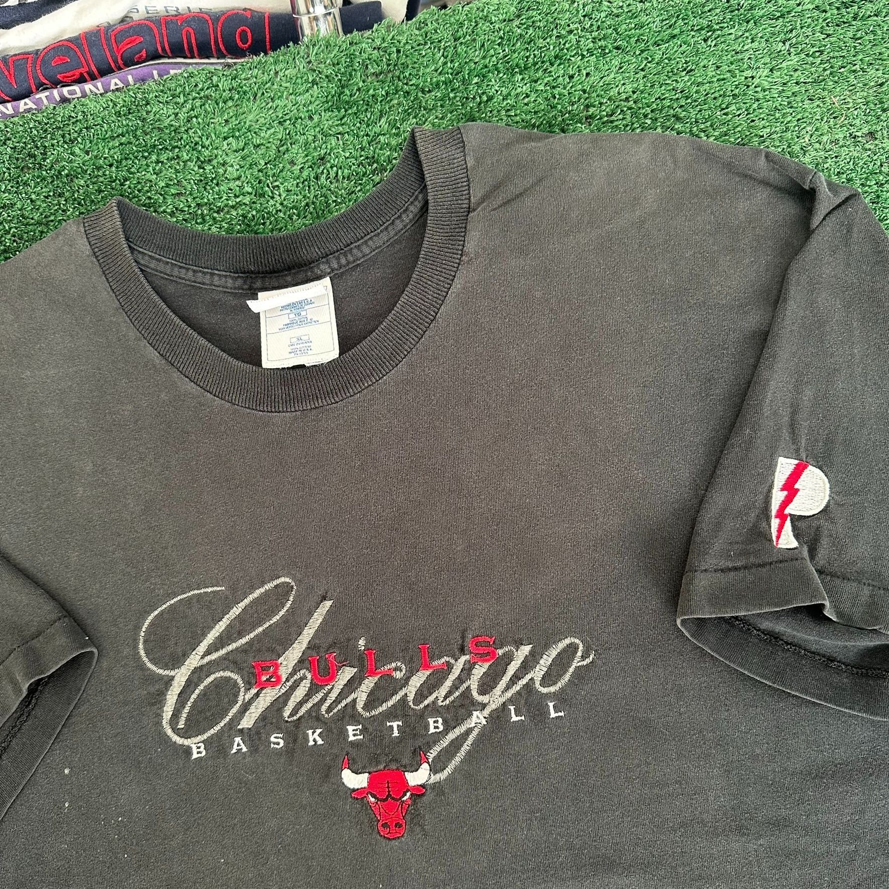 Pro Player Vintage 90s Chicago Bulls Basketball T-Shirt Pro Player Blac Size US XL / EU 56 / 4 - 2 Thumbnail