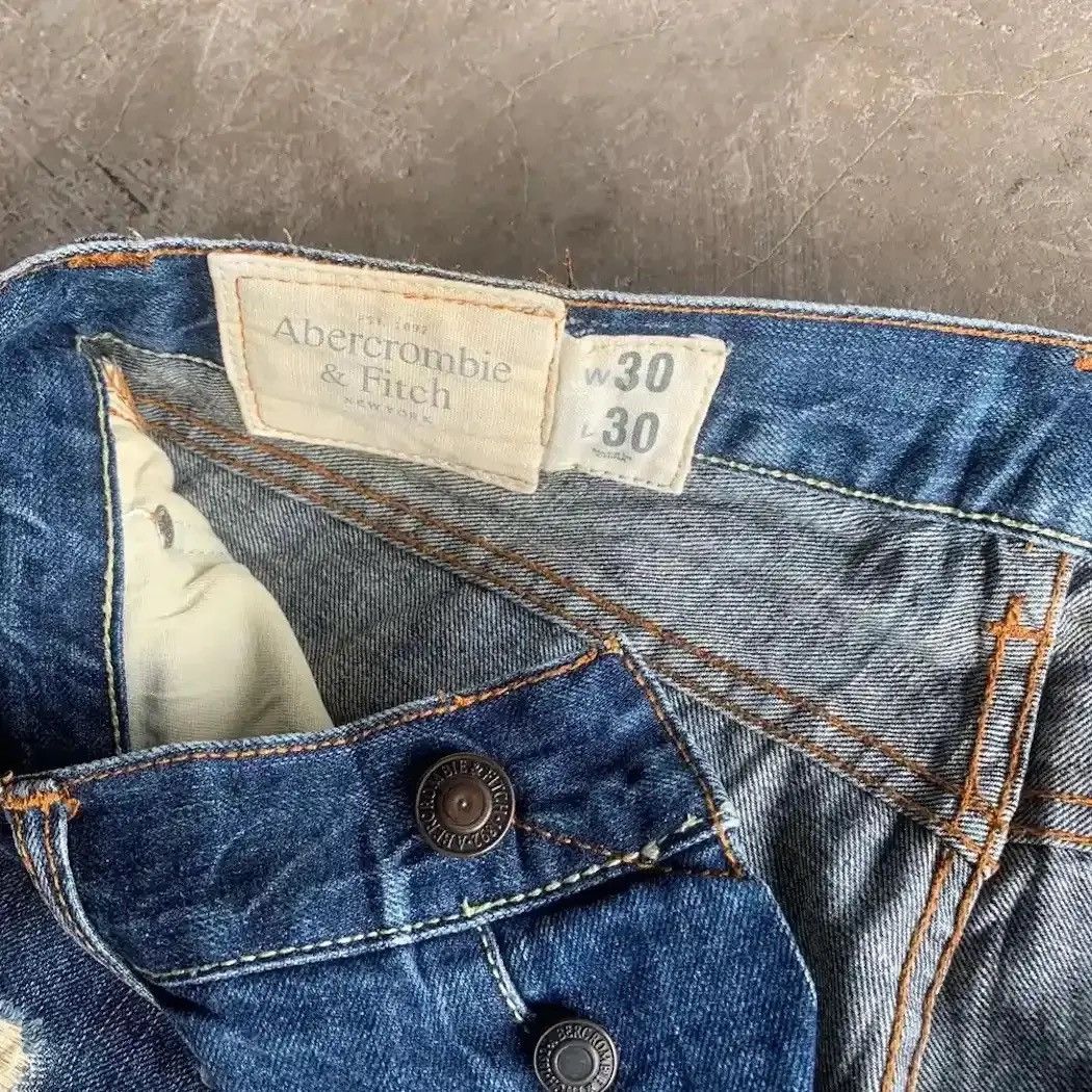 Abercrombie & Fitch 💥 STEALS💥RIPPED JEANS ABERCROMBIE&FITCH DENIM RUGGED PANTS Size US 33 - 8 Thumbnail