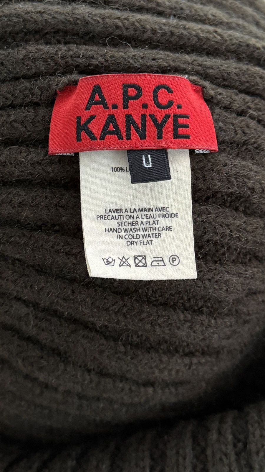 A.P.C. × Kanye West Kanye West A.P.C. Paris AK Army Beanie Size ONE SIZE - 3 Thumbnail