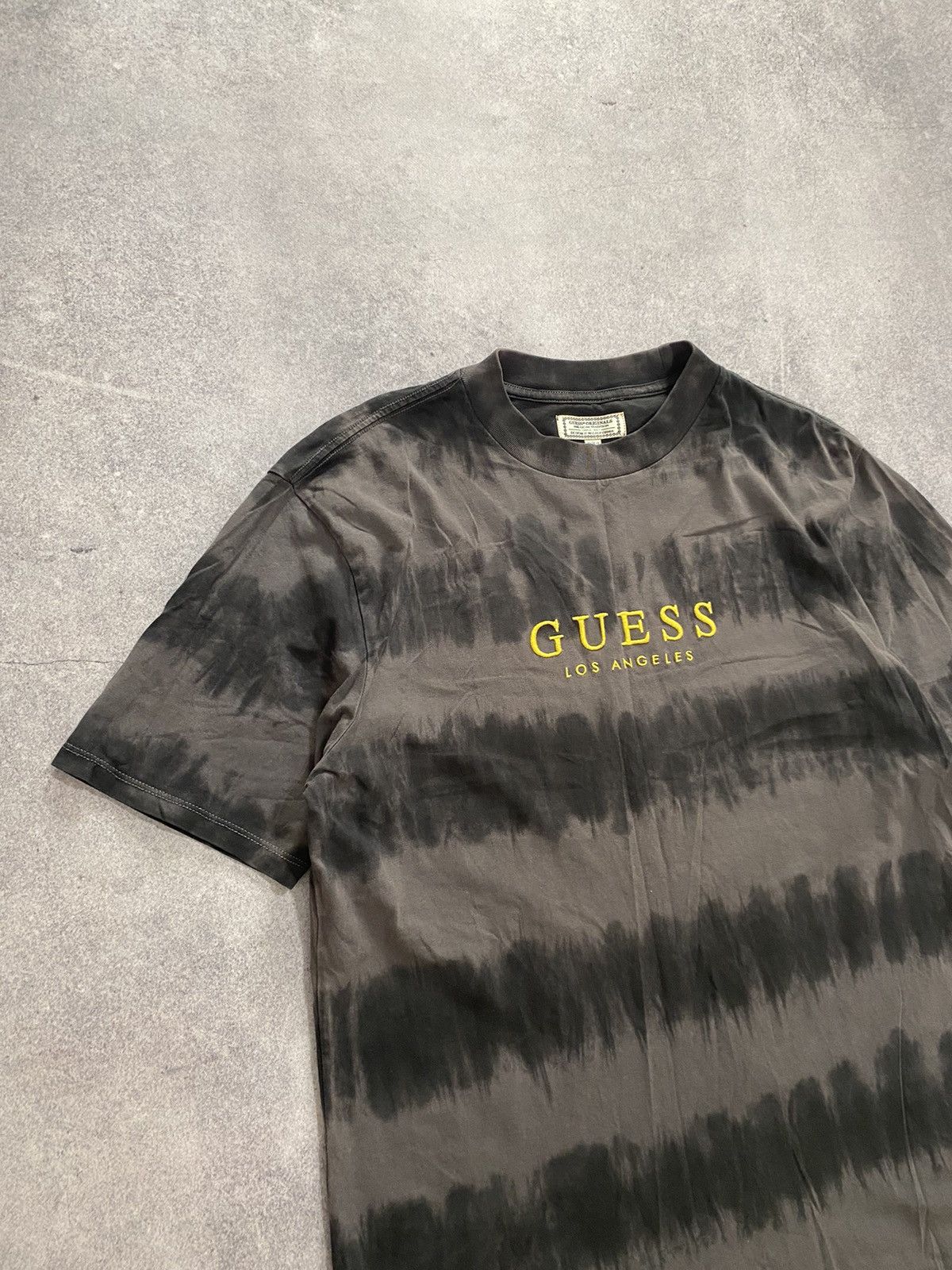 Guess × Vintage Guess Tie Dye Embroidered Logo T-Shirt Size US S / EU 44-46 / 1 - 2 Thumbnail