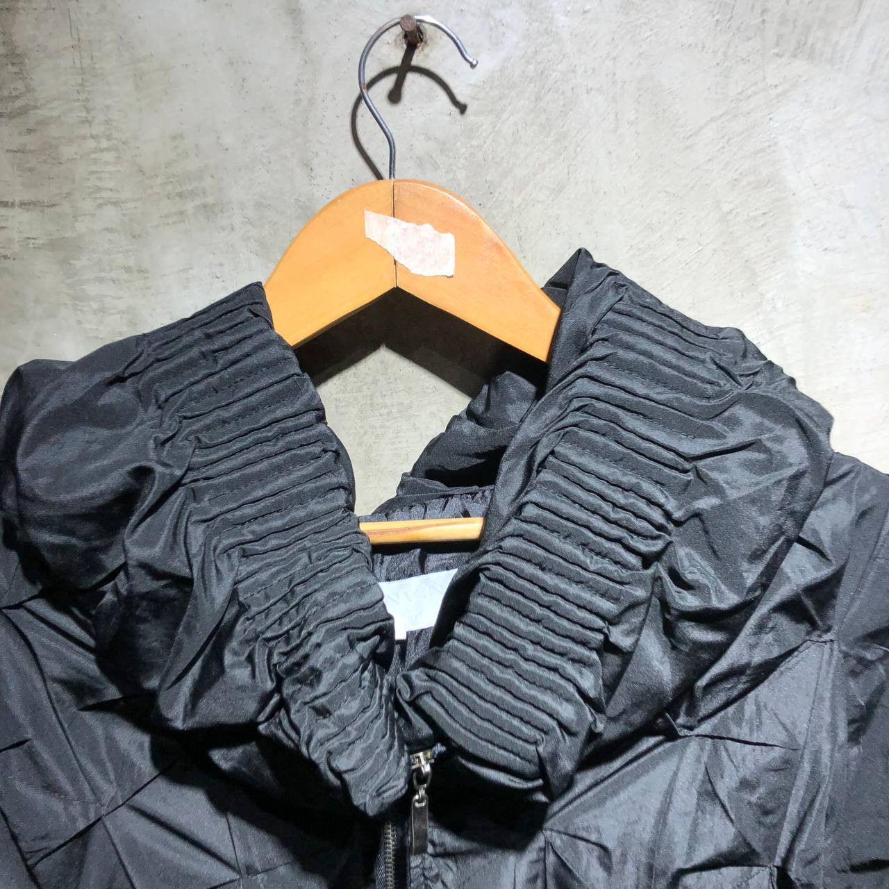 Lanvin Lanvin Avant Garde Geometric pleated oversized jacket Size US L / EU 52-54 / 3 - 5 Thumbnail