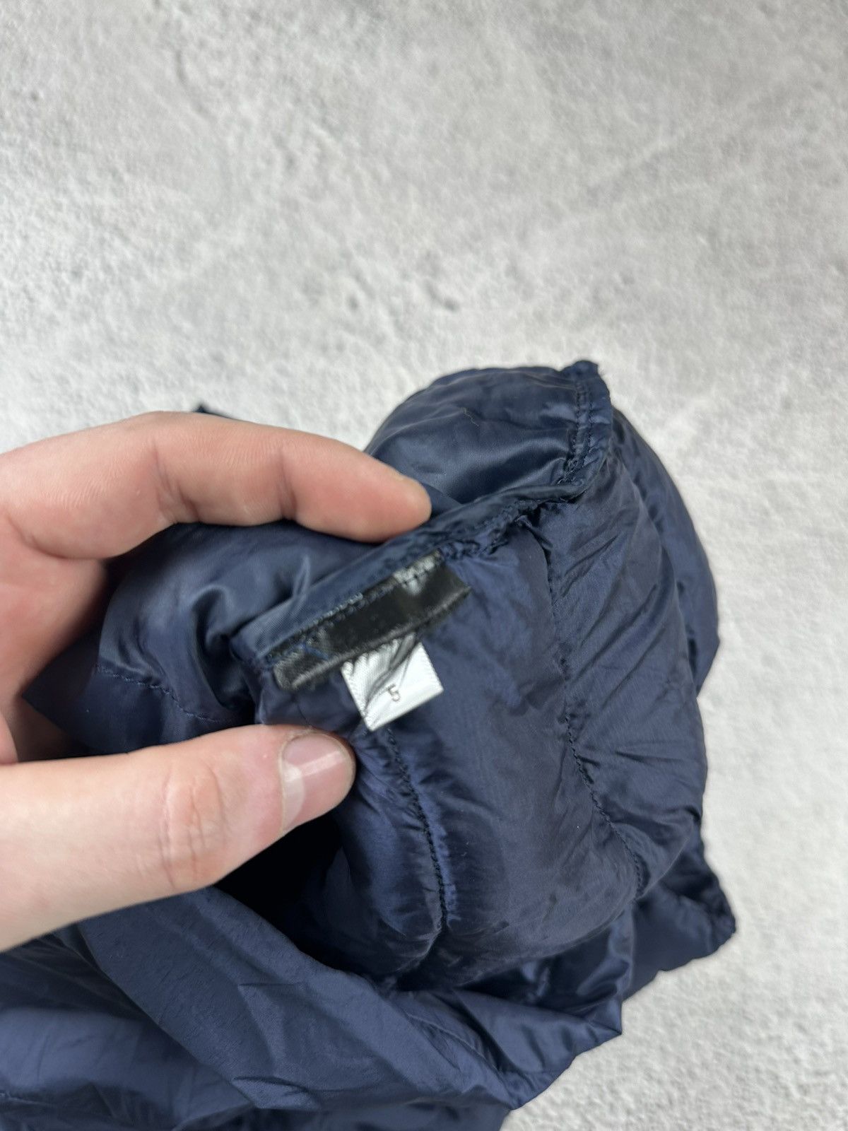 Uniqlo Uniqlo Ultra Light Down Vest Y2K Logo Size S / US 4 / IT 40 - 10 Thumbnail