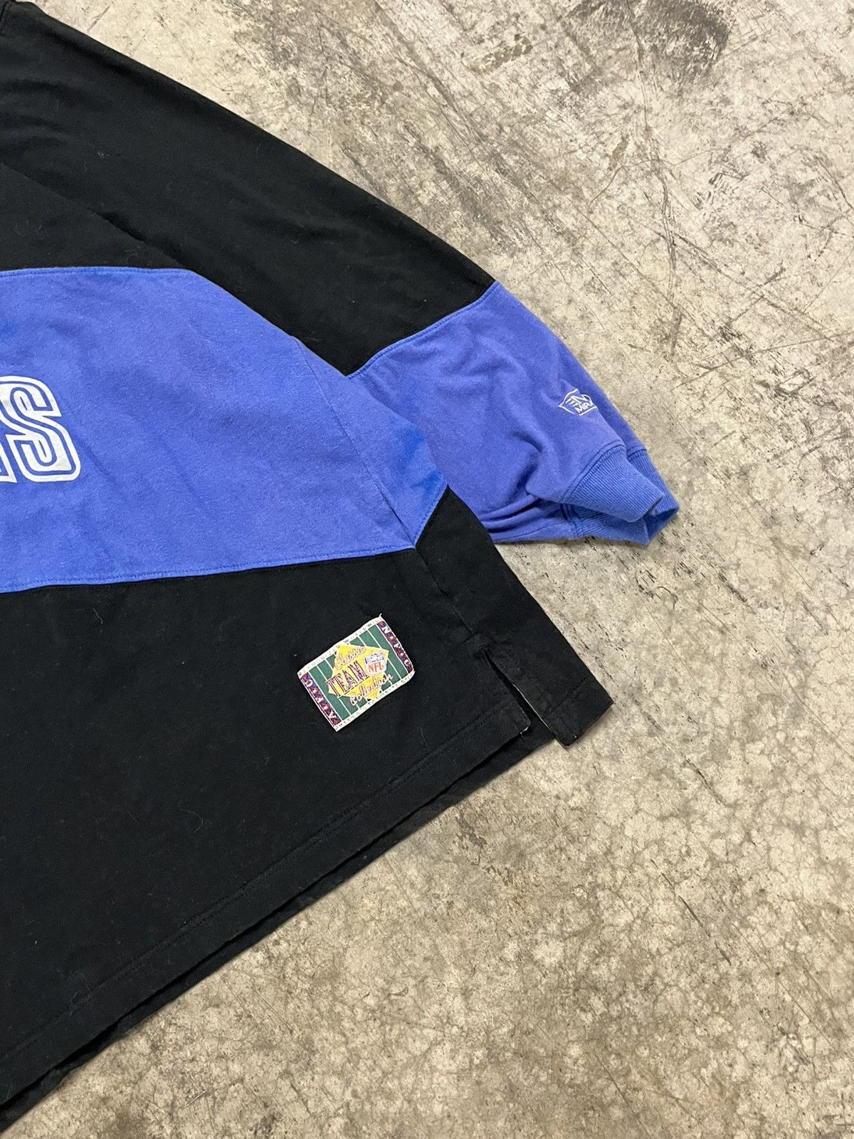 Vintage Carolina panthers vintage longsleeve tee shirt mirage rare Size US XL / EU 56 / 4 - 5 Thumbnail