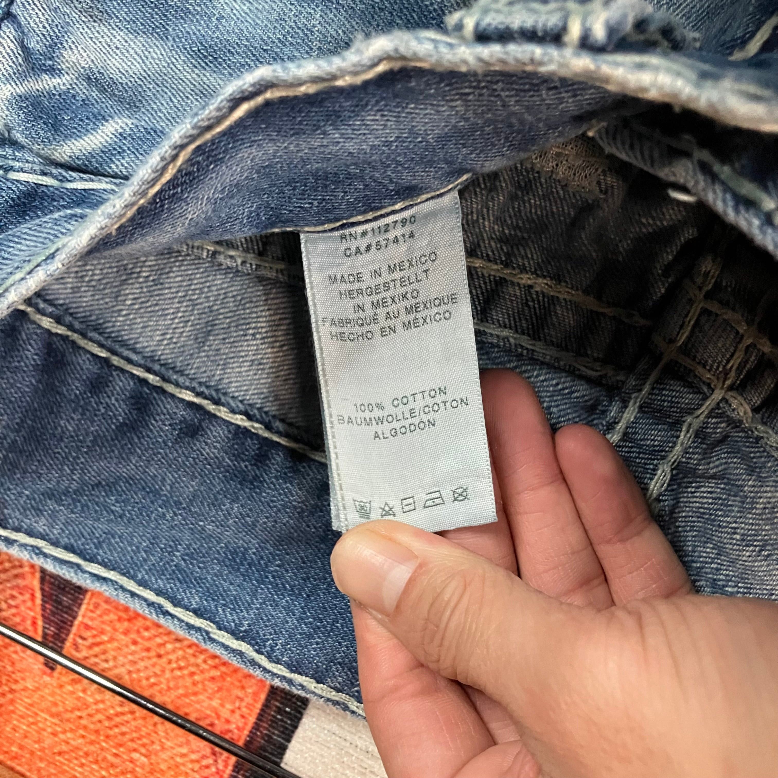 True Religion True Religion Ricky Relaxed Straight Light Washed Denim Size US 30 / EU 46 - 5 Thumbnail
