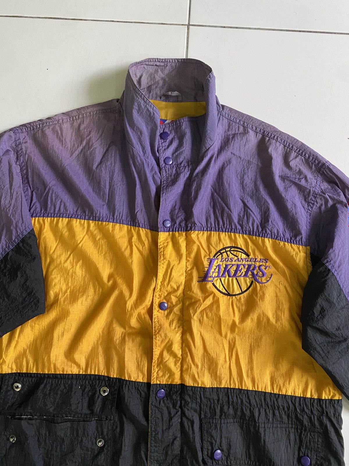 NBA Vintage LosangelesLakers Basketball Coloublock Shell Jacket Size US XL / EU 56 / 4 - 5 Thumbnail