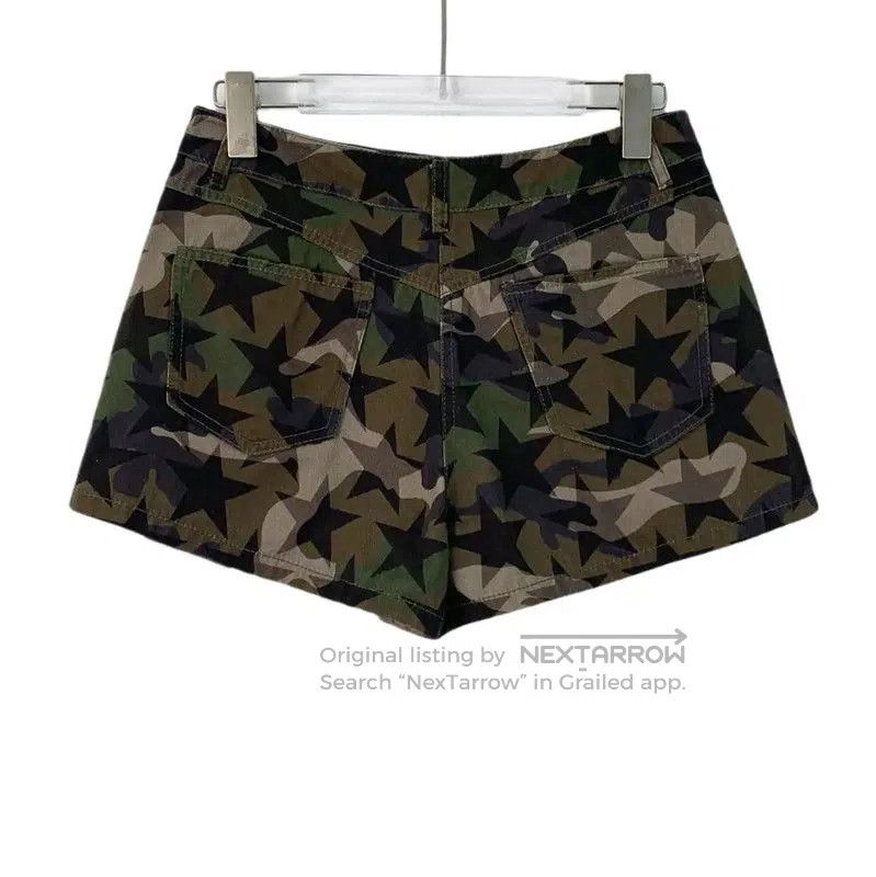 Valentino Valentino Military Green Women's Shorts . Size 28" / US 6 / IT 42 - 2 Thumbnail