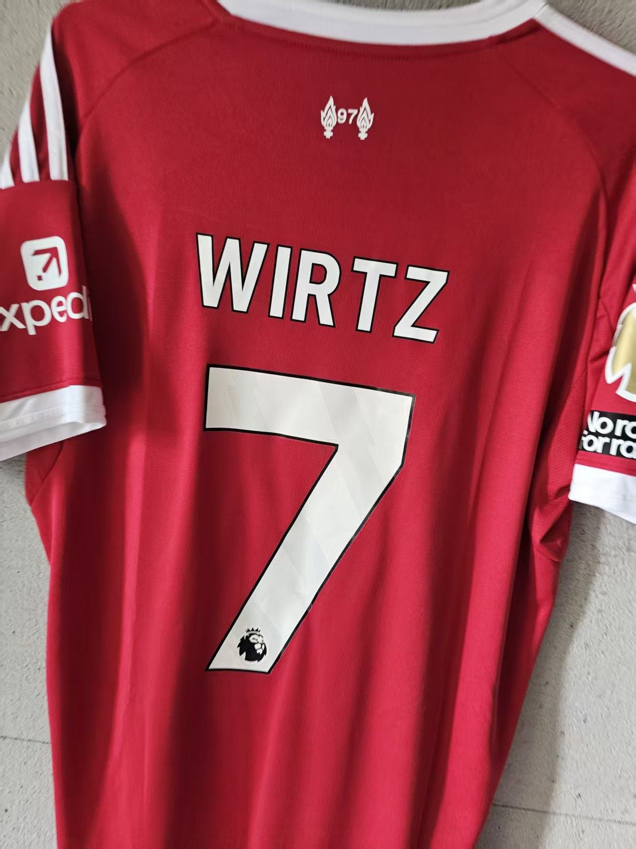 Other 2025 26 Liverpool #7 Florian Wirtz Jersey Size US S / EU 44-46 / 1 - 3 Thumbnail