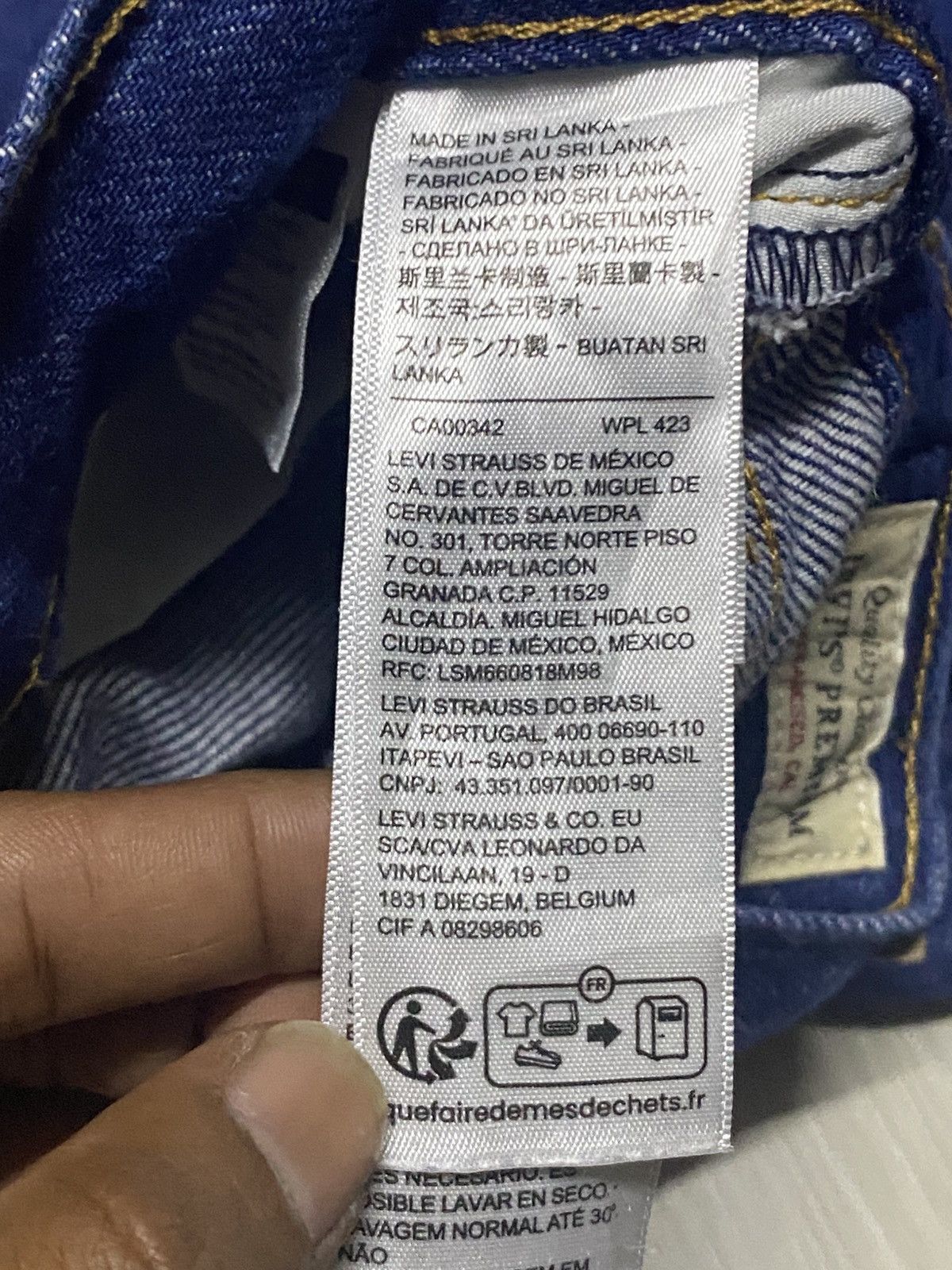 Levi's Woman Levis Baggy Dad Wide Leg Baggy Jeans Size US 26 / EU 42 - 15 Thumbnail