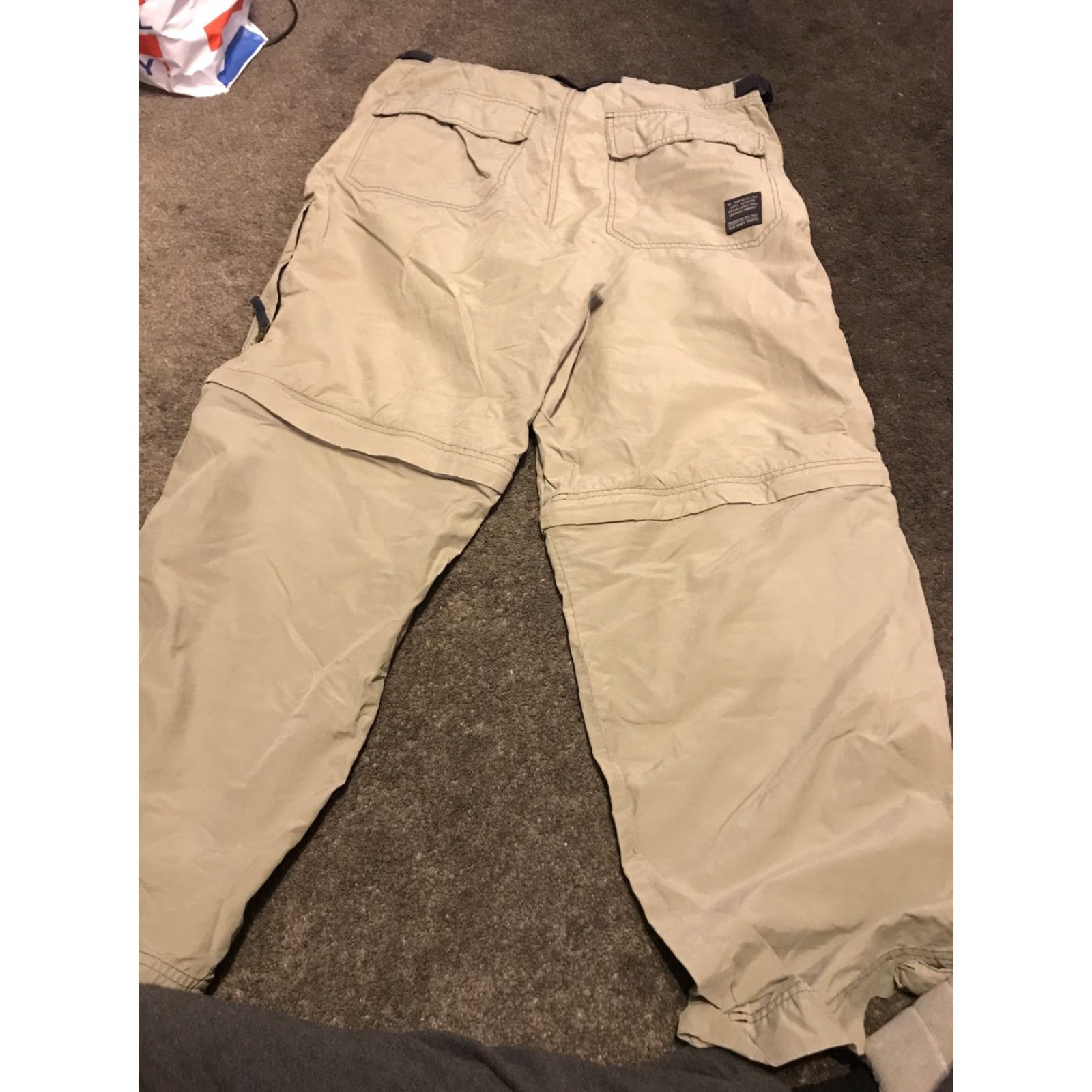 Old Navy VINTAGE Old Navy Cargo Pants Men 36x32 Beige Baggy Loose Fit Khaki Zip Off 90s Yard? Size US 36 / EU 52 - 6 Thumbnail