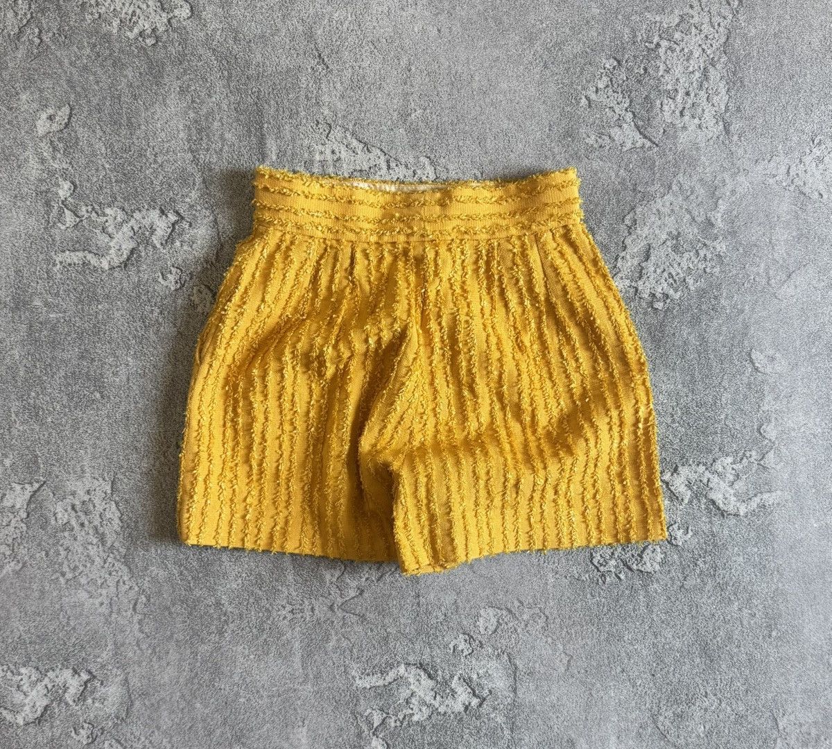 Dolce & Gabbana Dolce & Gabbana 40size fuzzy shorts 🩳 luxury Size 27" / US 4 / IT 40 - 9 Thumbnail
