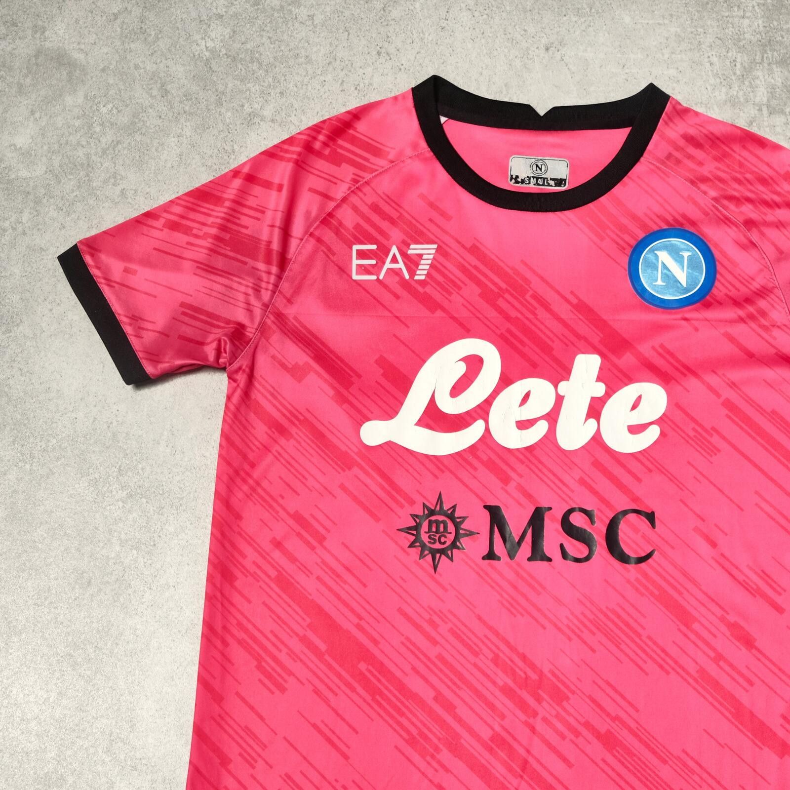 Other 2022/23 Napoli Goalkeeper Shirt EA7 (M/L) Size US M / EU 48-50 / 2 - 3 Thumbnail