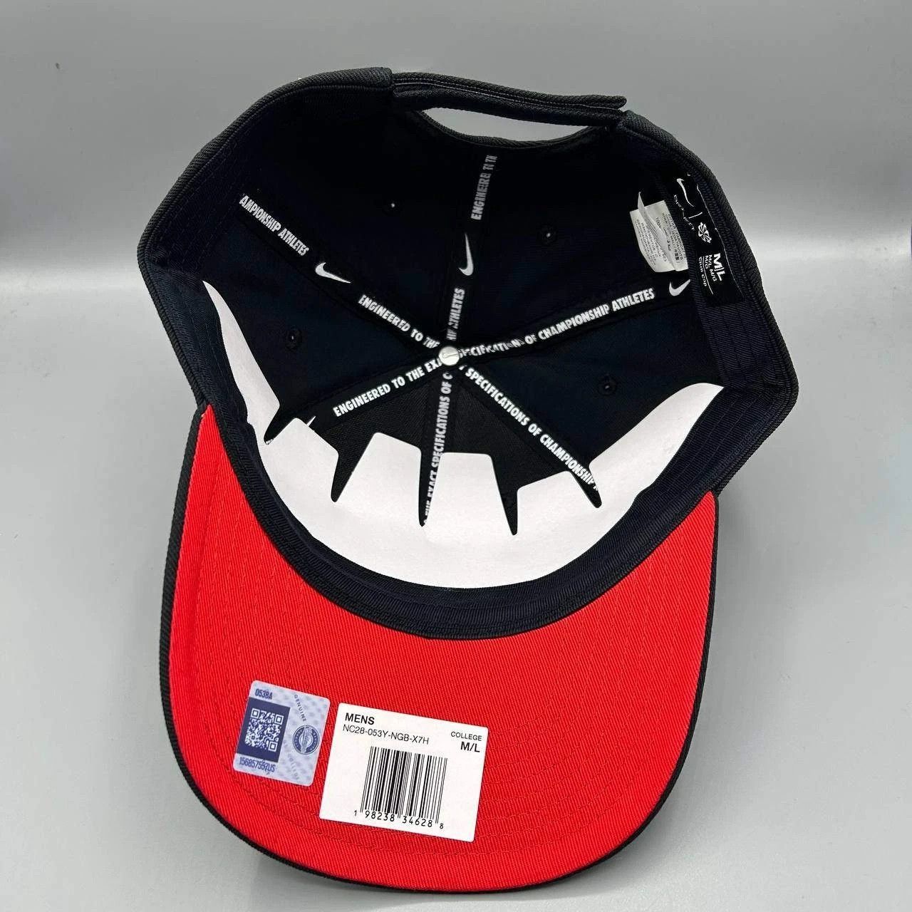 Nike Georgia Bulldogs x Nike Club Hat Men M-L Dri-Fit Strap Back Size ONE SIZE - 2 Thumbnail