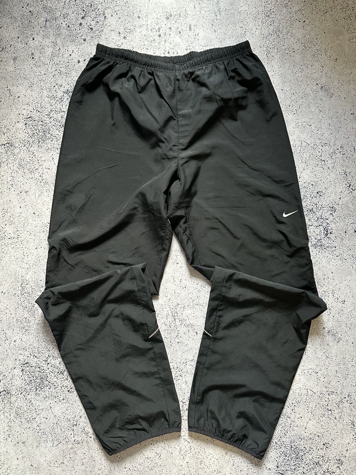 Nike Vintage Nike Nylon Track Pants Drill Swoosh Joggers Y2K USA Size US 34 / EU 50 - 1 Thumbnail