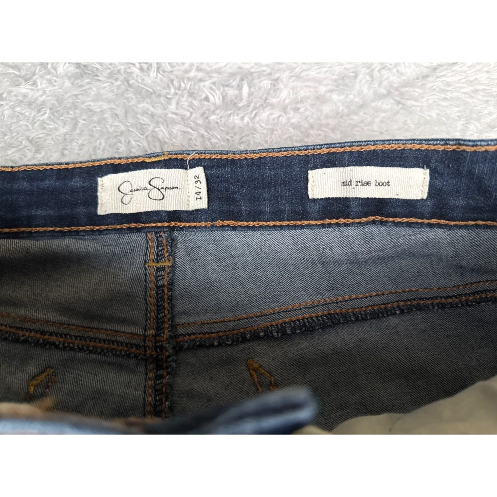 Jessica Simpson Jessica Simpson Jeans Women 14 Blue Denim Flared High Rise 34x31 Cotton Blend 5-Pocket Design Regular Stretch Size 36" / US 14 / IT 50 - 6 Thumbnail