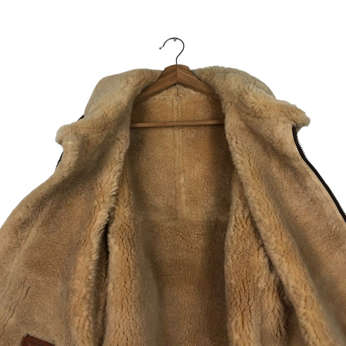 Aero Leathers 🔥TRUE VINTAGE 70’s GOLDEN BEAR SHEARLING FLIGHT JACKET B3 Size US M / EU 48-50 / 2 - 16 Thumbnail