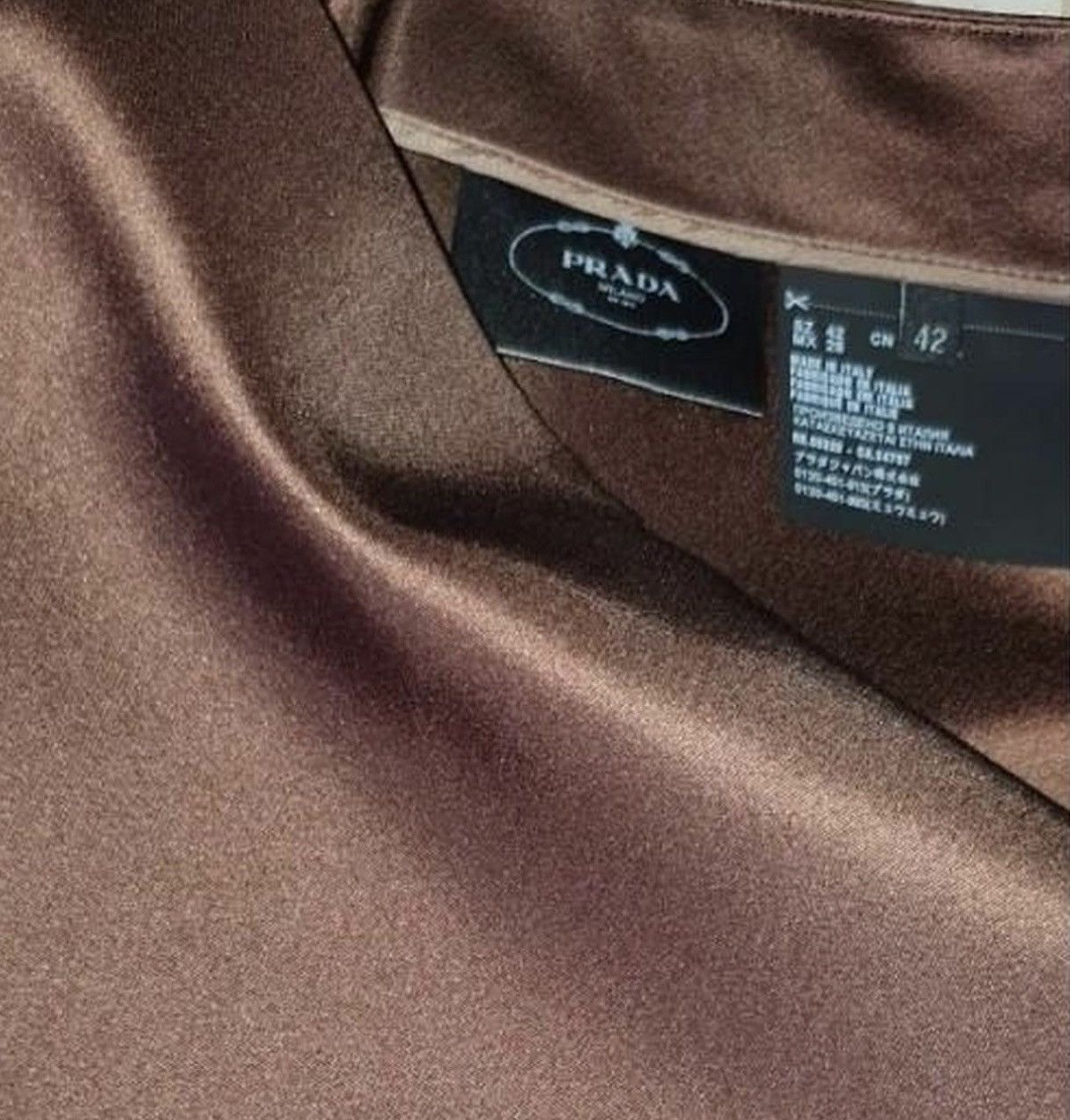 Prada Prada silk brown skirt, size M Size 28" / US 6 / IT 42 - 2 Thumbnail