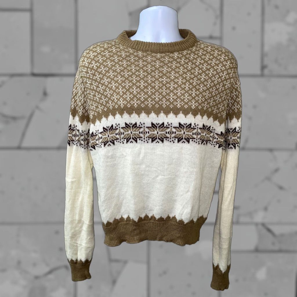 Vintage Sierra Pacific Men's Sweater XL Beige Acrylic Crewneck Mens Size US XL / EU 56 / 4 - 1 Thumbnail