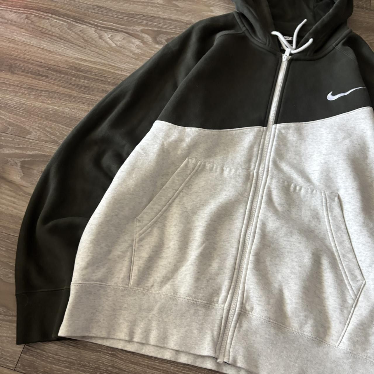 Nike Crazy Vintage Y2K/2000s Olive Green White Nike Streetwear Zip Up Hoodie! Size L Size US L / EU 52-54 / 3 - 3 Thumbnail