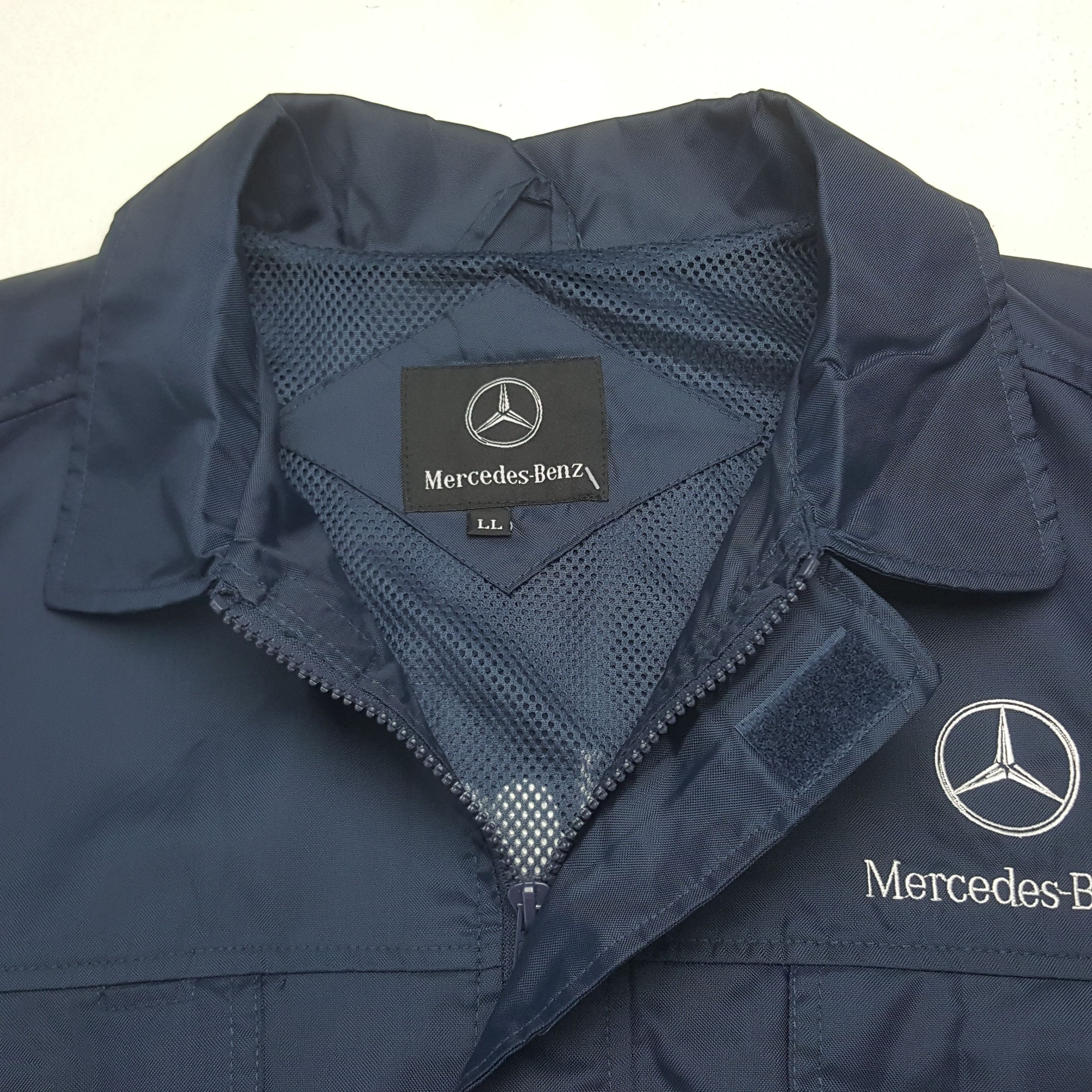 Mercedes-Benz Vintage Mercedes-Benz Windbreaker Sport Jacket Size US XL / EU 56 / 4 - 5 Thumbnail