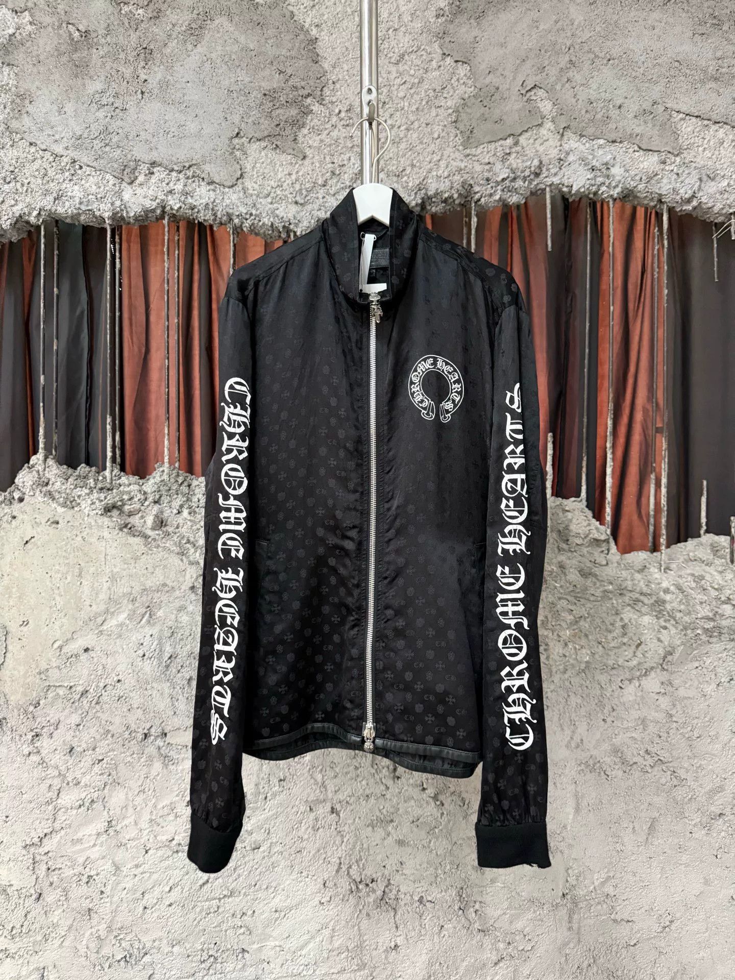 Chrome Hearts chrome hearts black patterned jacket men’s size m Size US M / EU 48-50 / 2 - 1 Thumbnail