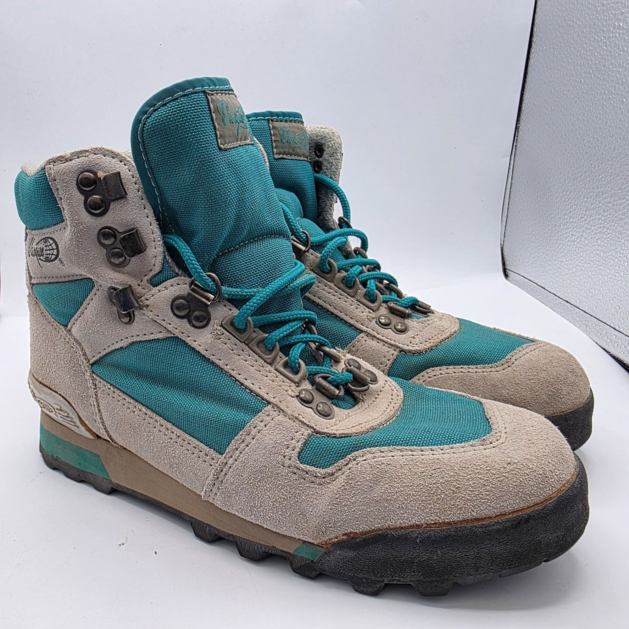 Vasque Vintage Vasque Womens Size 9 Hiking Boots Nubuck Brown Teal Size US 9 / IT 39 - 1 Thumbnail