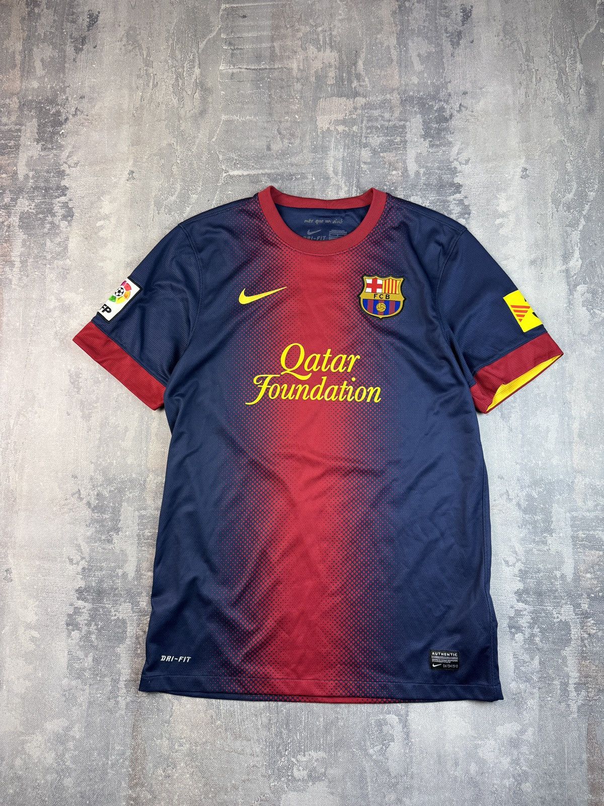 Nike FC Barcelona 2012/13 Home Shirt Jersey Nike Football Soccer Size US M / EU 48-50 / 2 - 1 Thumbnail