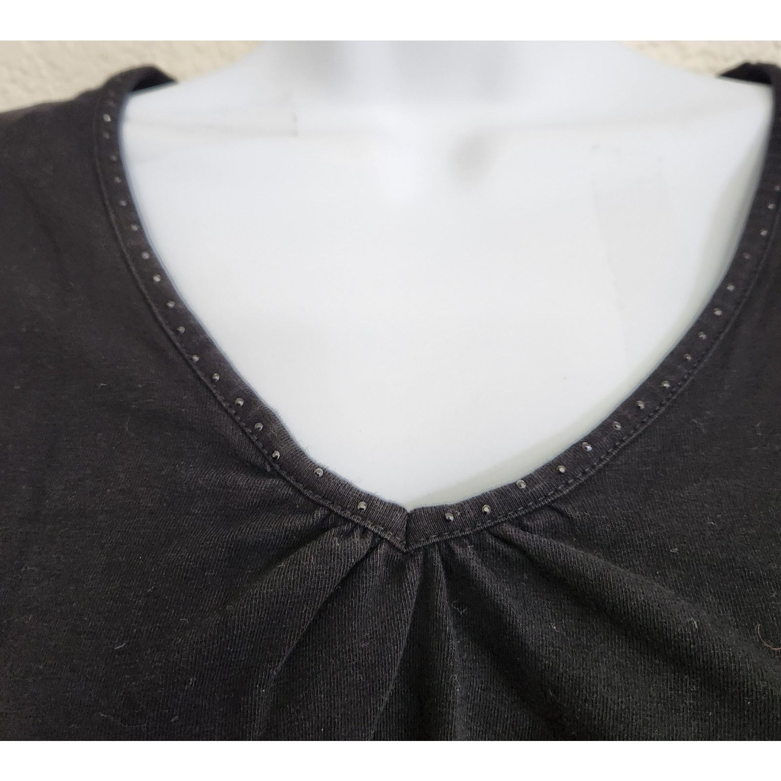 Other Announcements Maternity Black Pleated V Neck Top Medium Size M / US 6-8 / IT 42-44 - 2 Thumbnail