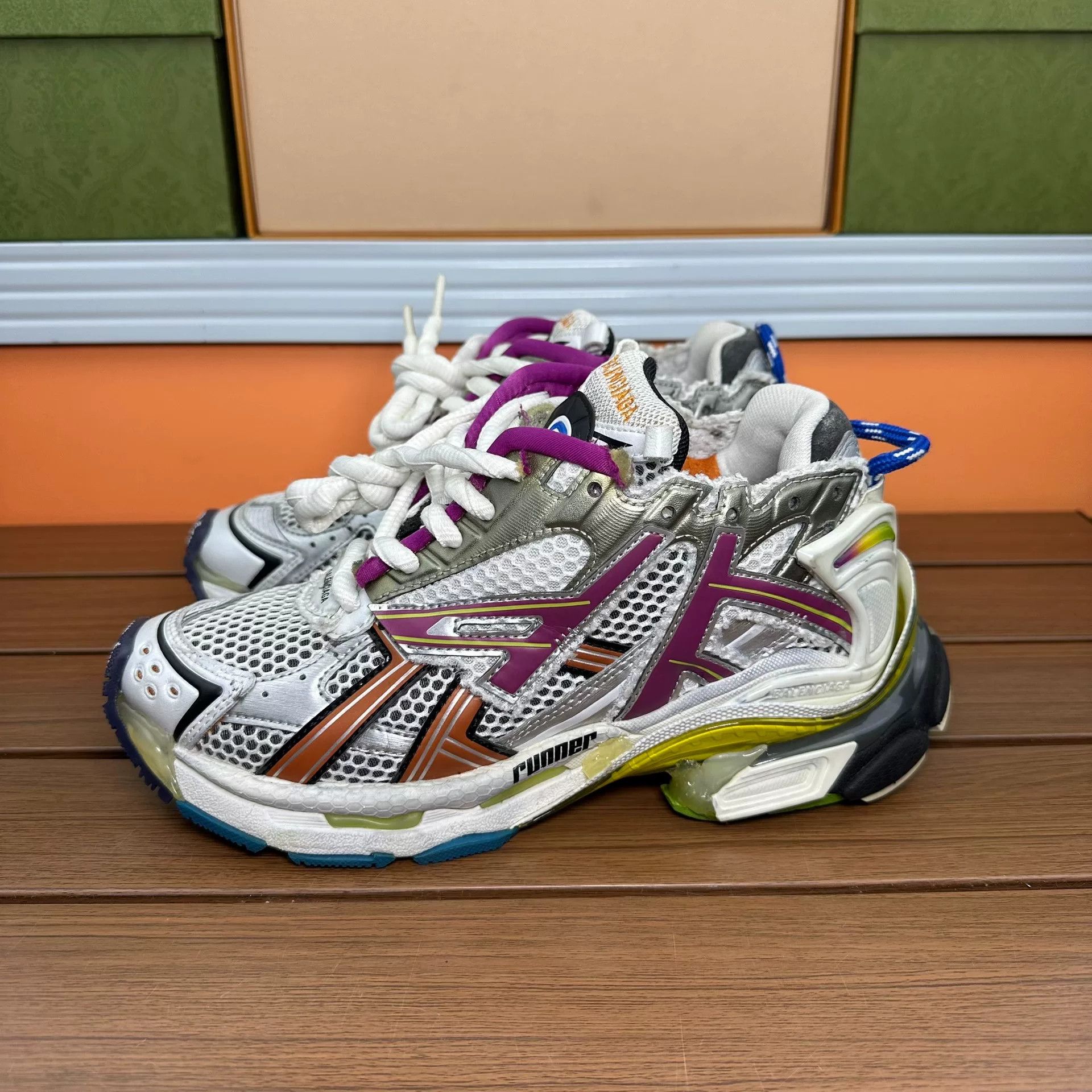 Balenciaga Balenciaga Running Multi Lowtop Sneakers it_36 Women Size US 6 / IT 36 - 1 Thumbnail