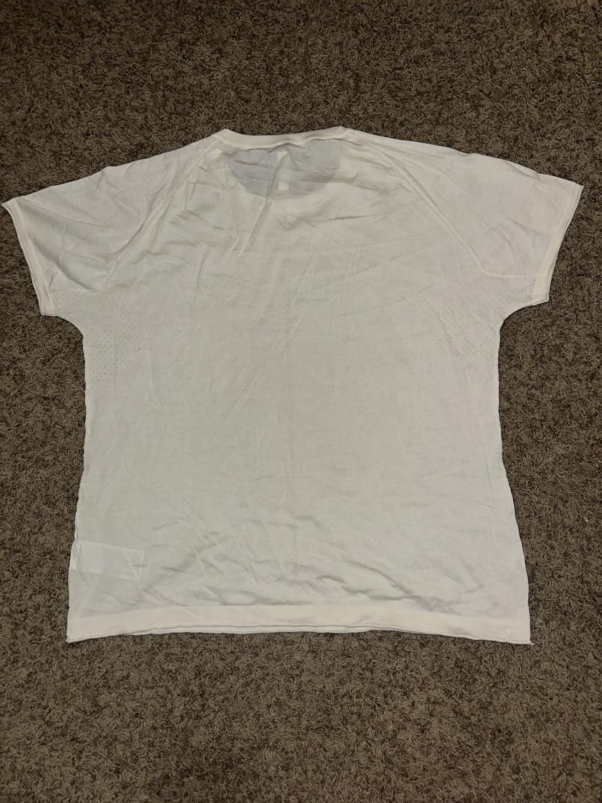 Nike Nike Every Stitch Considered Short Sleeve Knit Top Size XL / US 12-14 / IT 48-50 - 3 Thumbnail