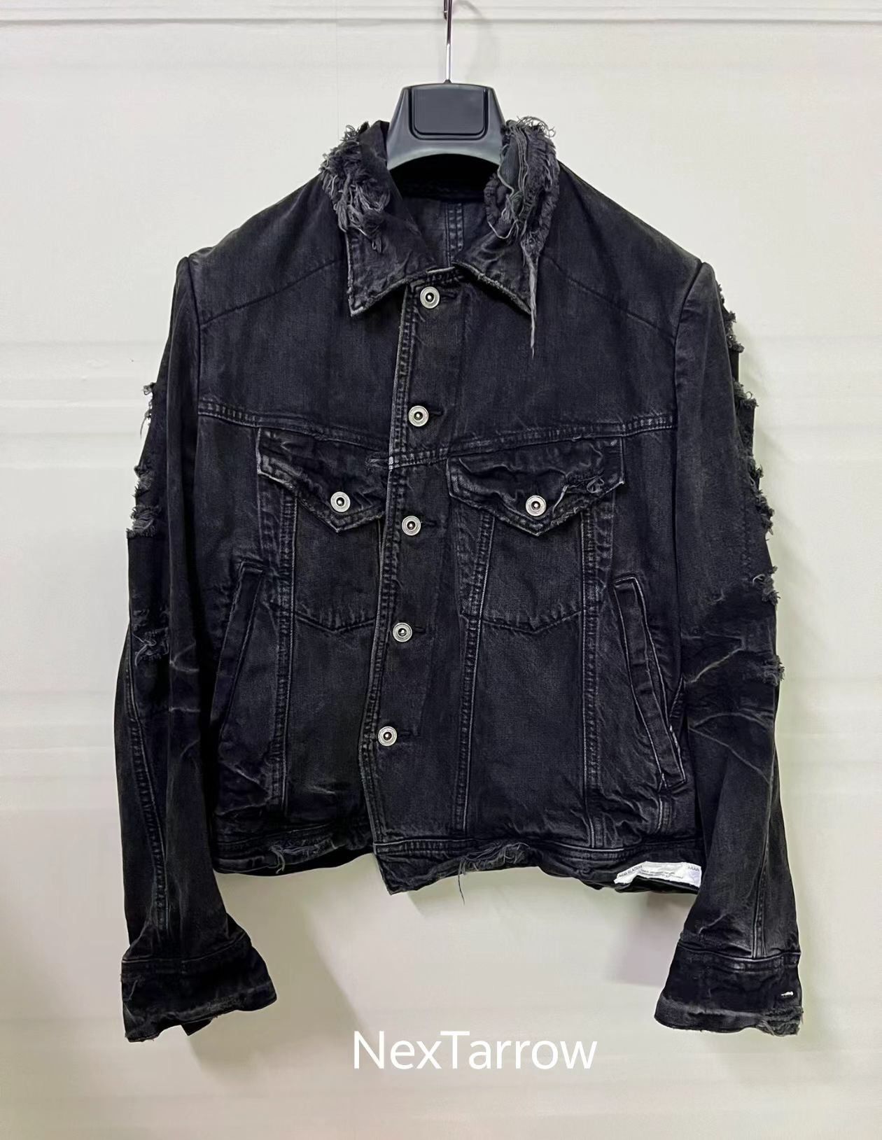 Julius Julius_7 Destruction denim jacket 2412-Nextarrow Size US S / EU 44-46 / 1 - 2 Thumbnail