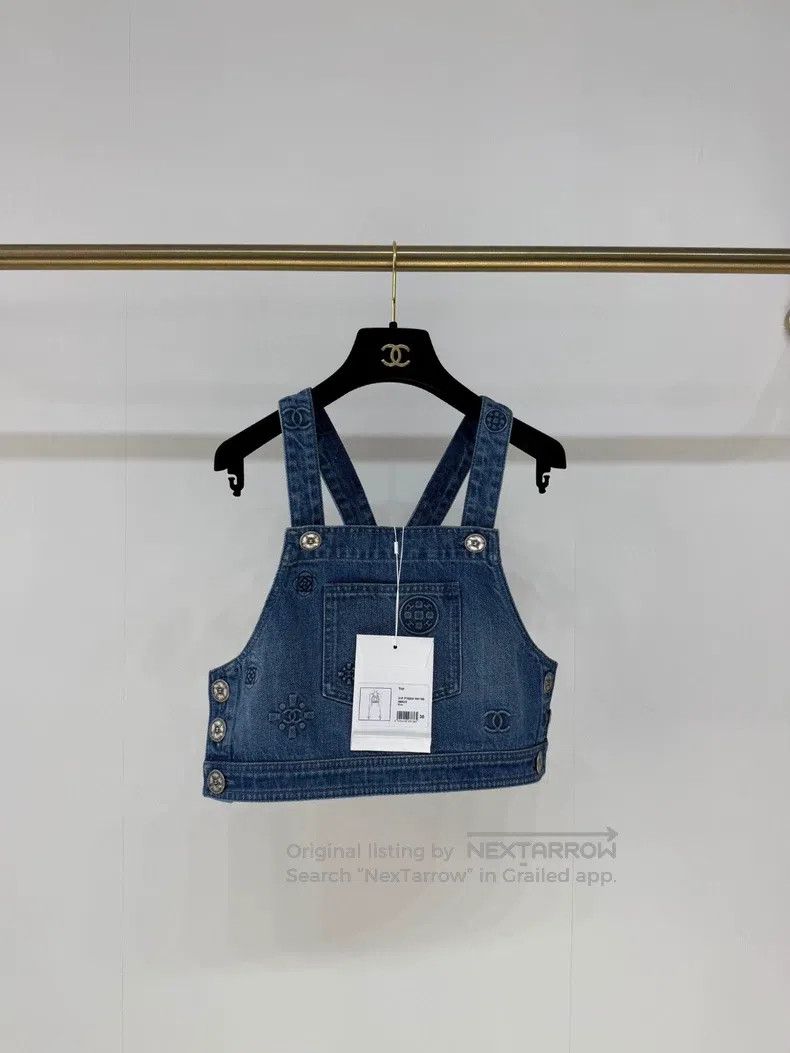 Chanel Chanel Camelia denim vest Size XS / US 0-2 / IT 36-38 - 1 Thumbnail