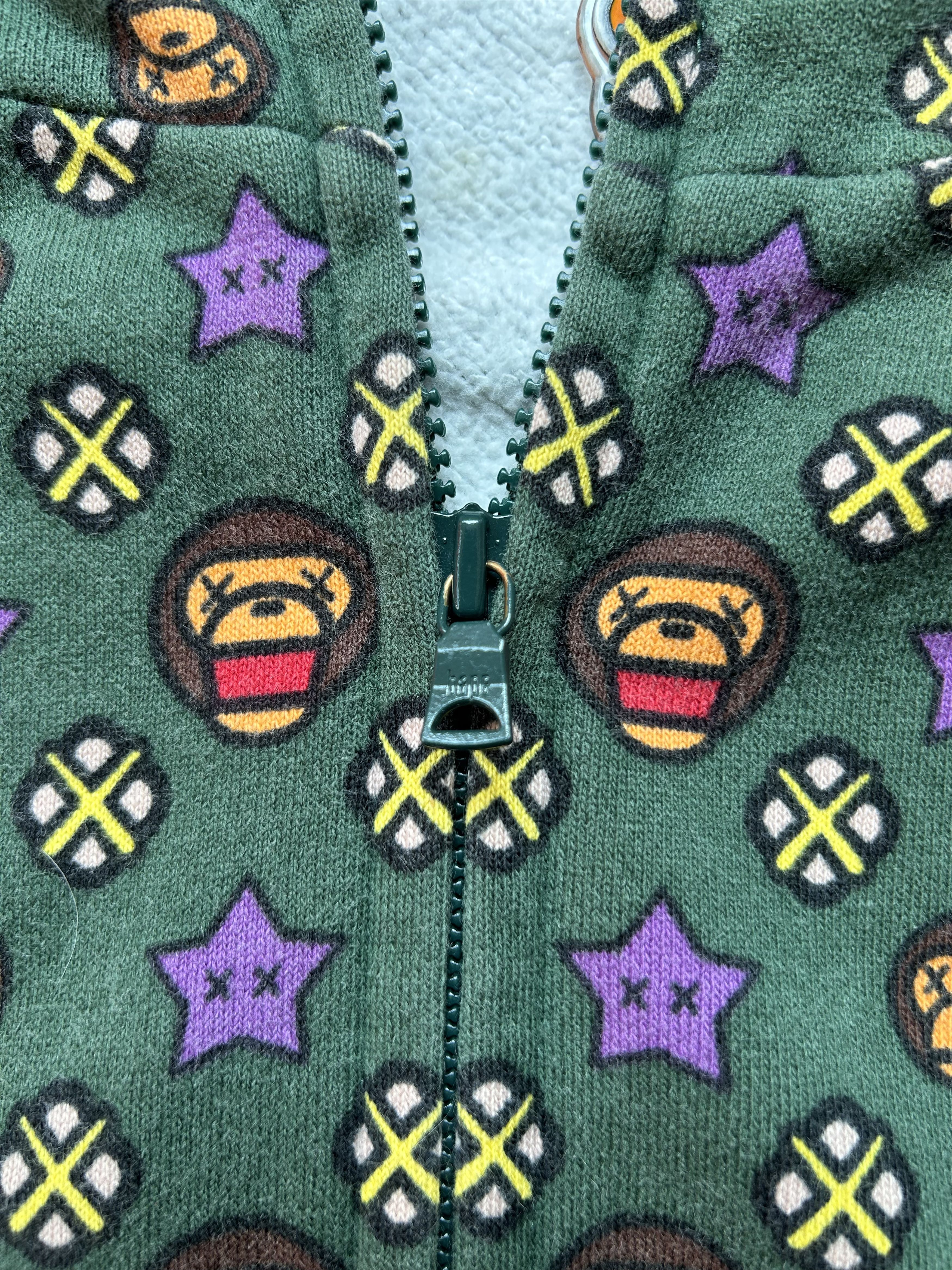 Bape 2005 Bape x Kaws Green Baby Milo Monogram Full Zip Hoodie Size US M / EU 48-50 / 2 - 5 Thumbnail