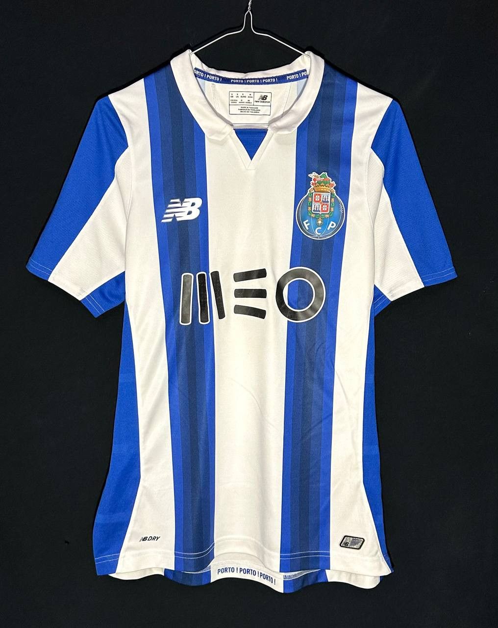 New Balance FC Porto home New Balance 2016 2017 Football Shirt Jersey Size US S / EU 44-46 / 1 - 1 Thumbnail