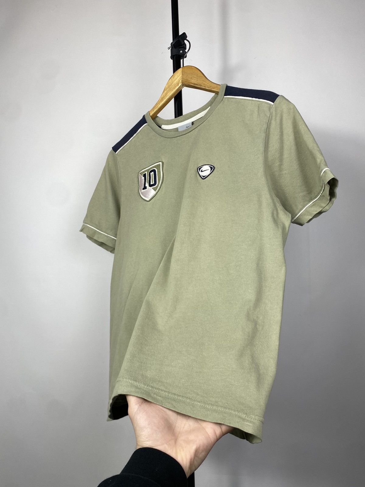 Nike × Vintage 90s Nike Swoosh Vintage Y2K Retro Tn Tee T-Shirt Size US S / EU 44-46 / 1 - 2 Thumbnail