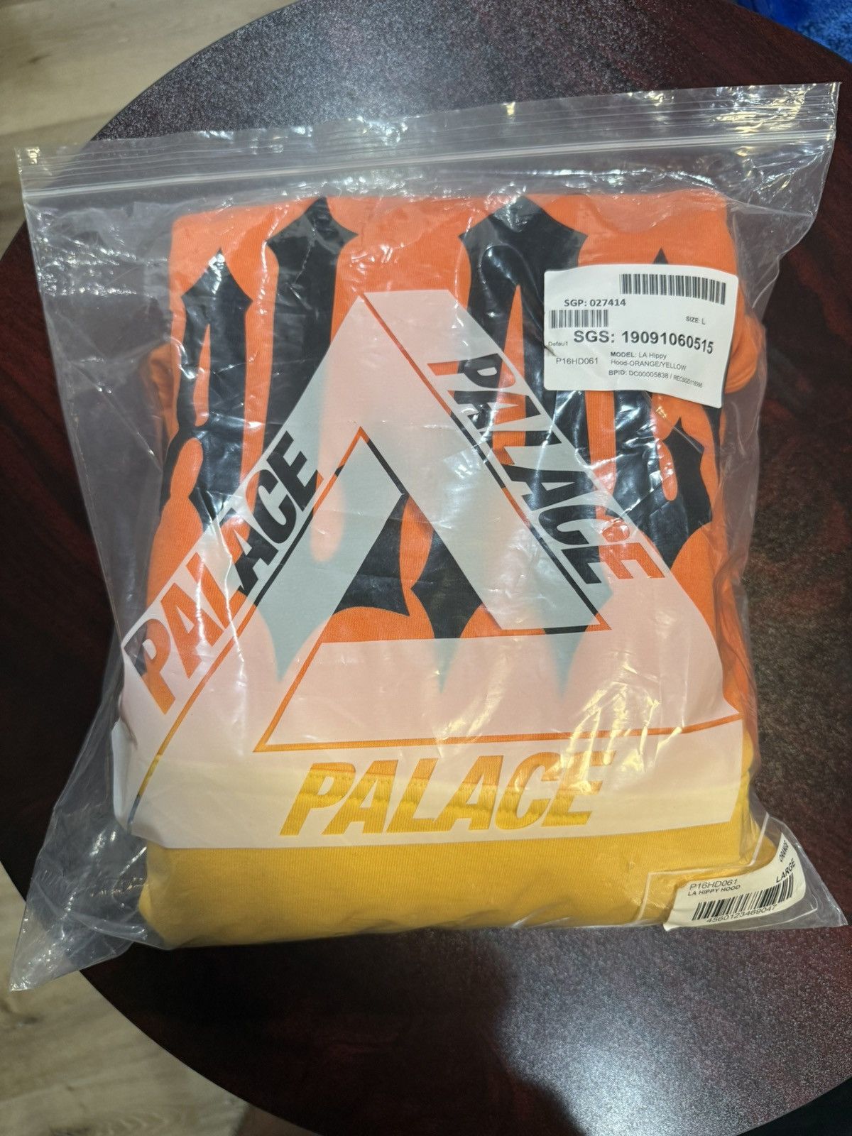 Palace Palace LA Dye Hood Size US L / EU 52-54 / 3 - 2 Thumbnail