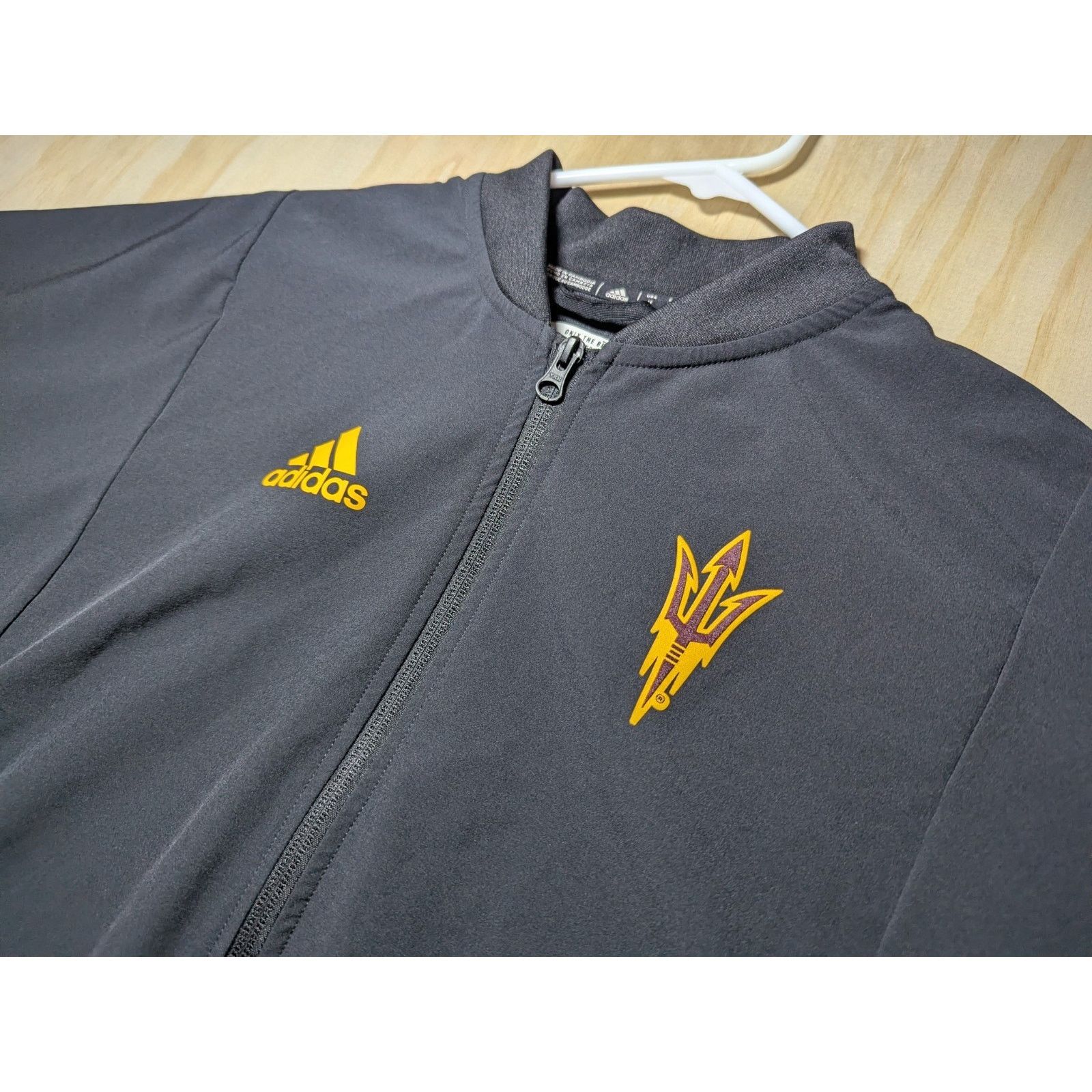 Adidas Adidas Men's Medium ASU Sun Devils Sideline Player Issued Size US M / EU 48-50 / 2 - 4 Thumbnail