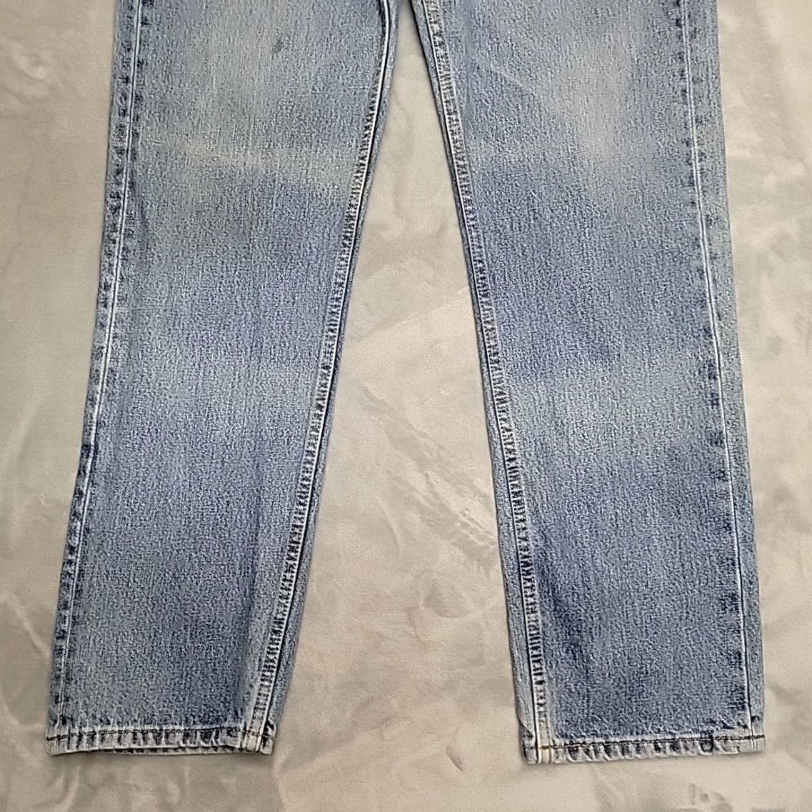 Levi's Levi's Jeans Mens 36x30 Blue Denim 505 Regular Fit Straight Leg Faded Distressed Size US 36 / EU 52 - 2 Thumbnail